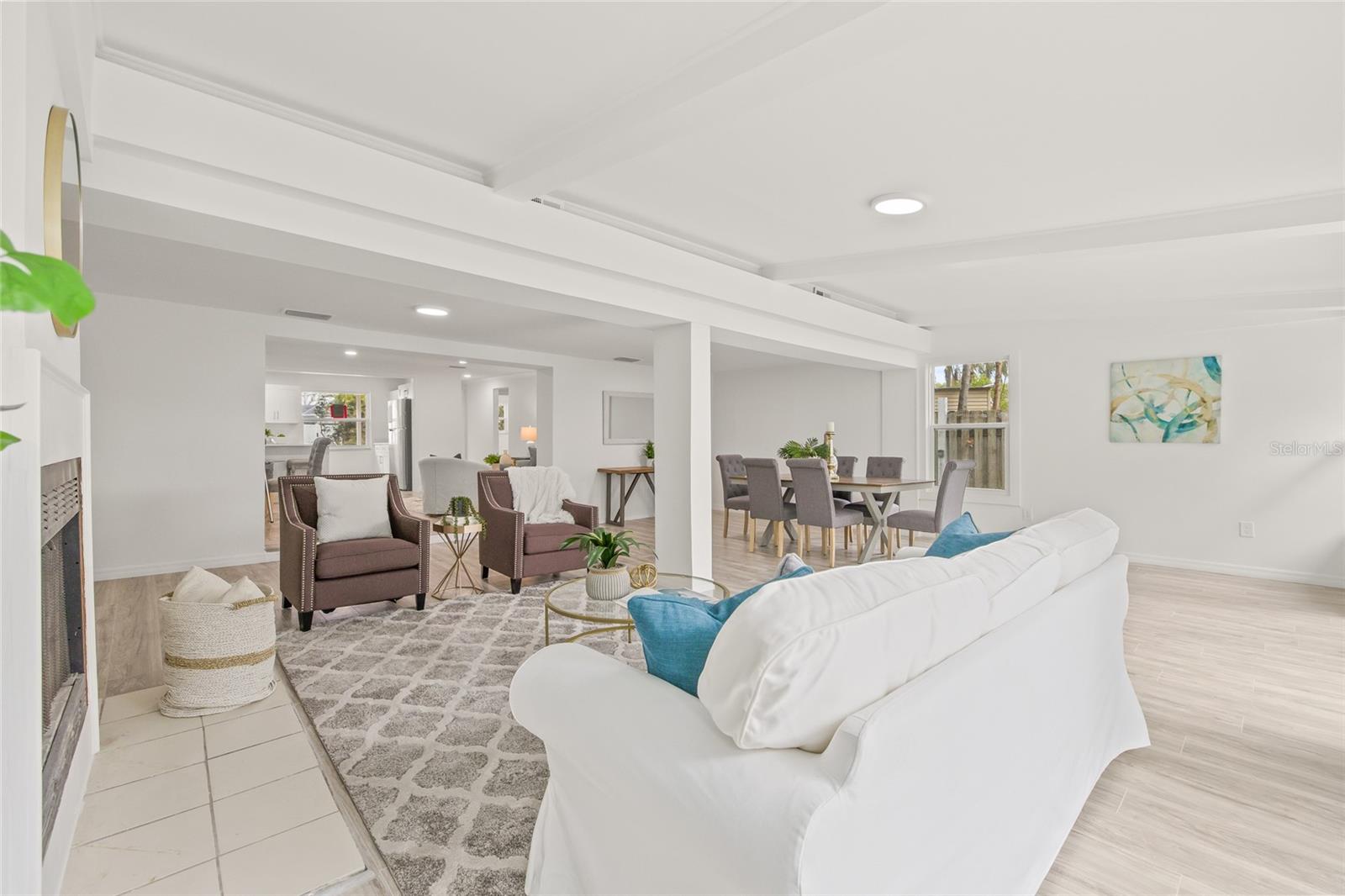 2255 S LAGOON CIR, CLEARWATER, FL, 33765