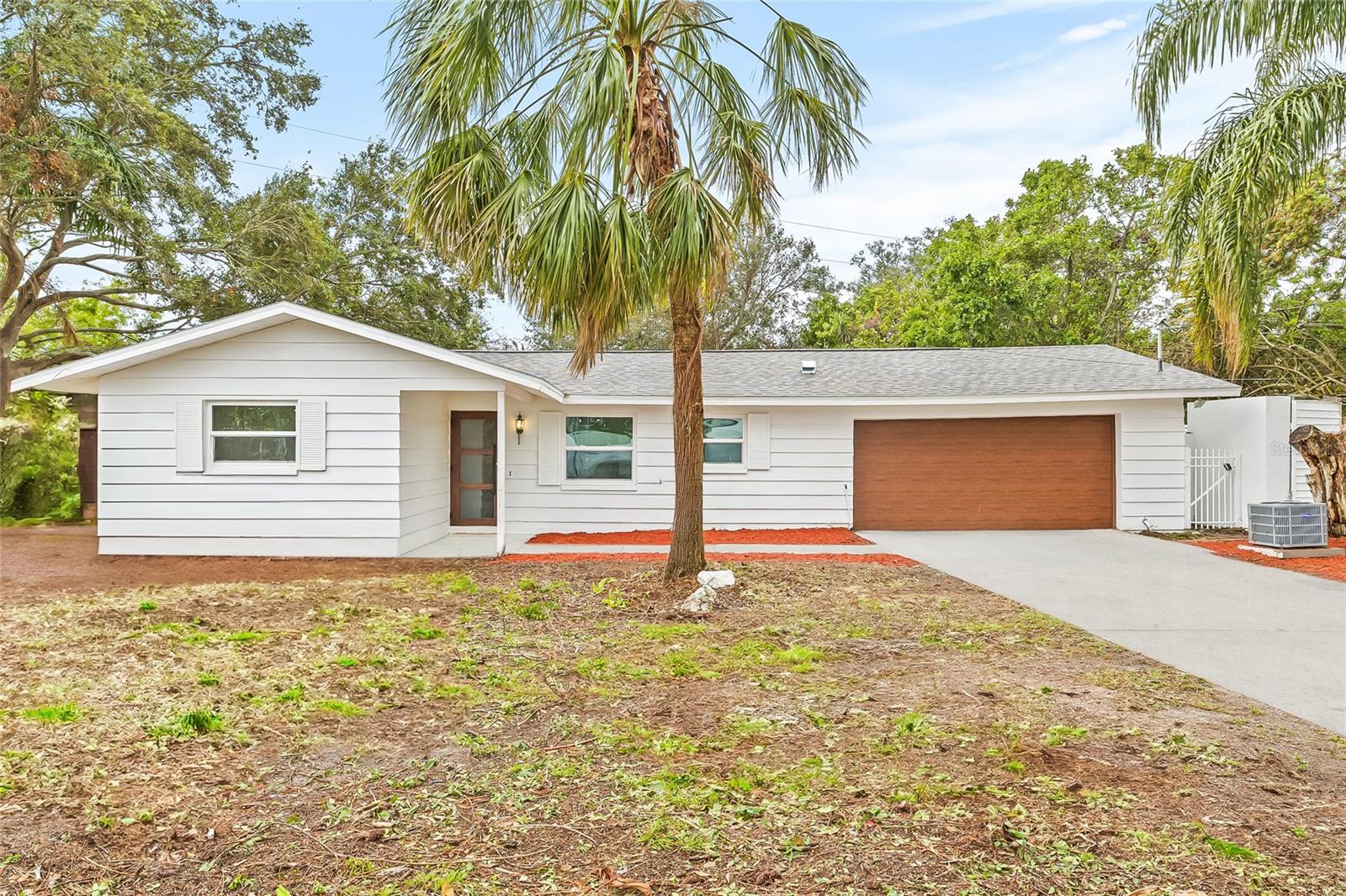 2255 S LAGOON CIR, CLEARWATER, FL, 33765