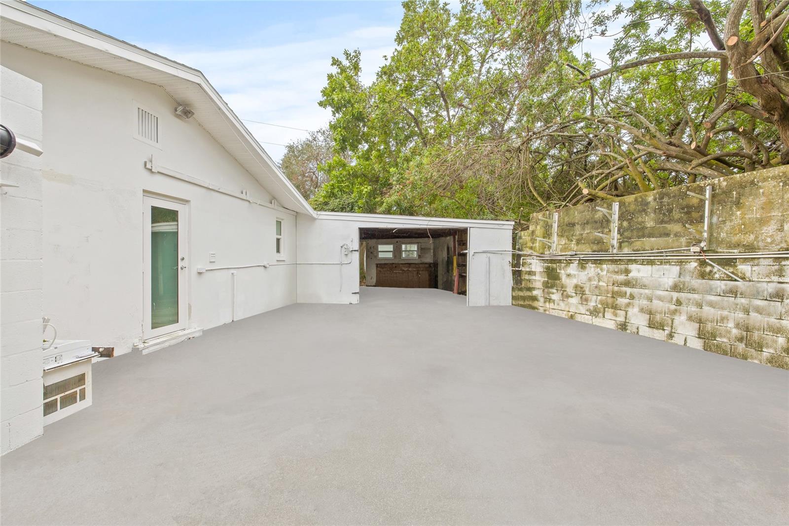 2255 S LAGOON CIR, CLEARWATER, FL, 33765