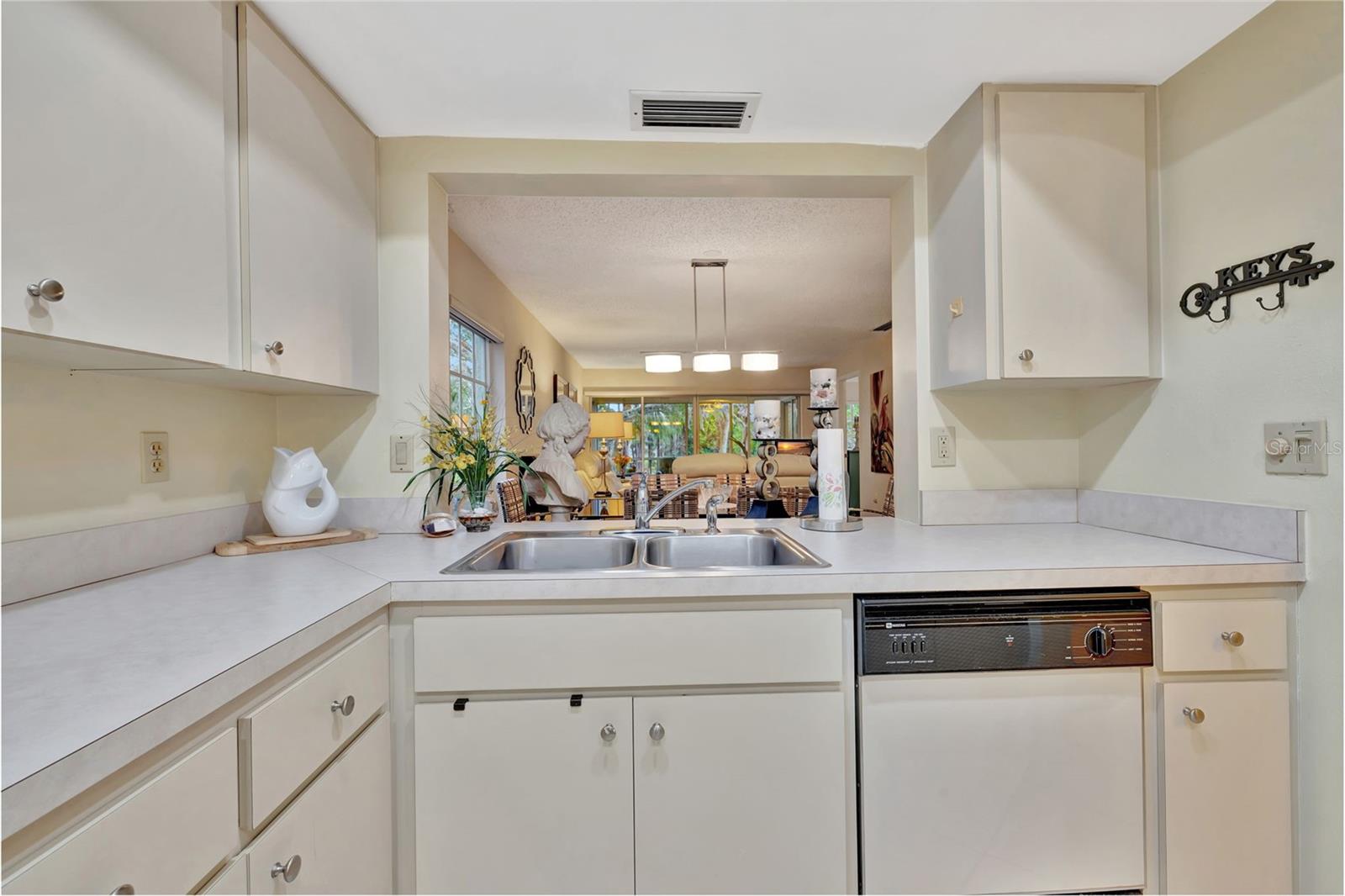 5248 MARSH FIELD RD #2, SARASOTA, FL, 34235