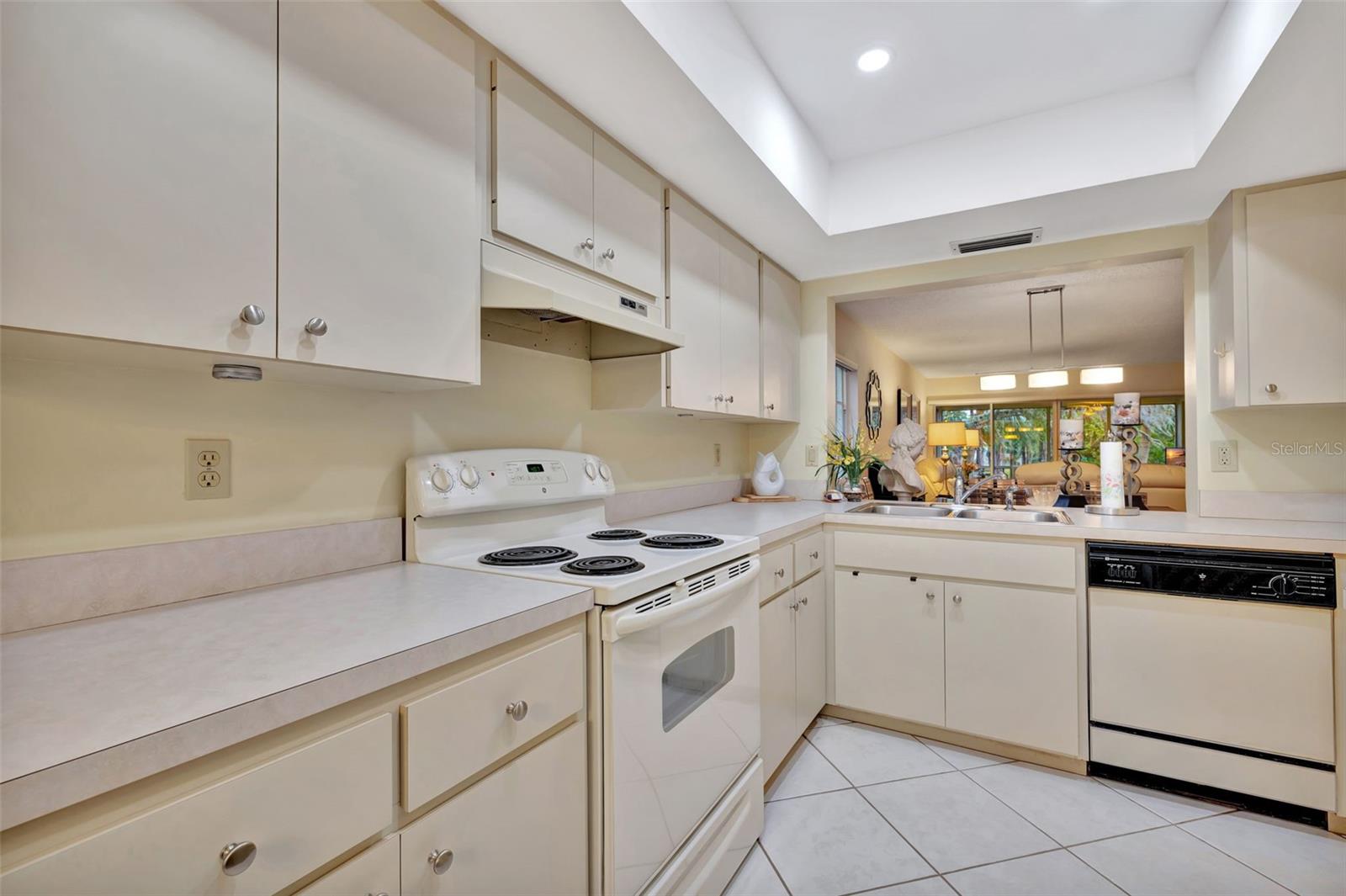 5248 MARSH FIELD RD #2, SARASOTA, FL, 34235