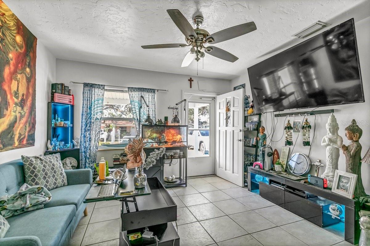 10819 NAVAJO DR, ST PETERSBURG, FL, 33708