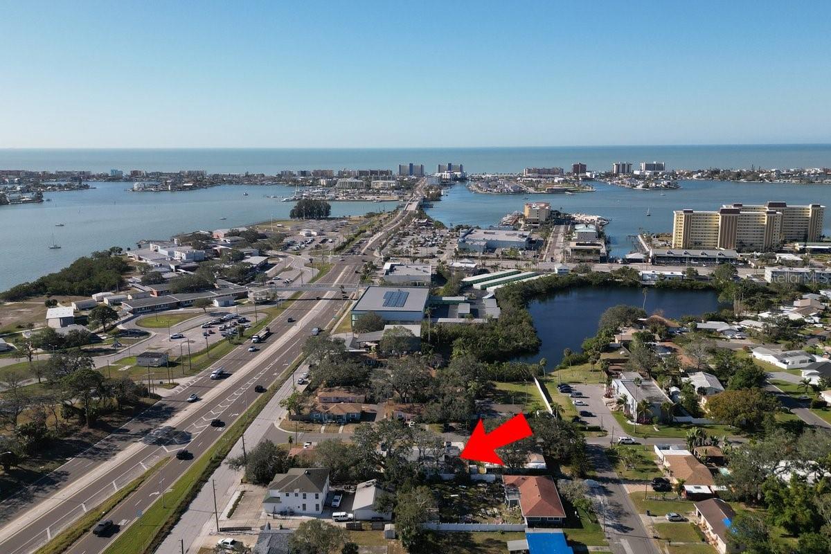 10819 NAVAJO DR, ST PETERSBURG, FL, 33708