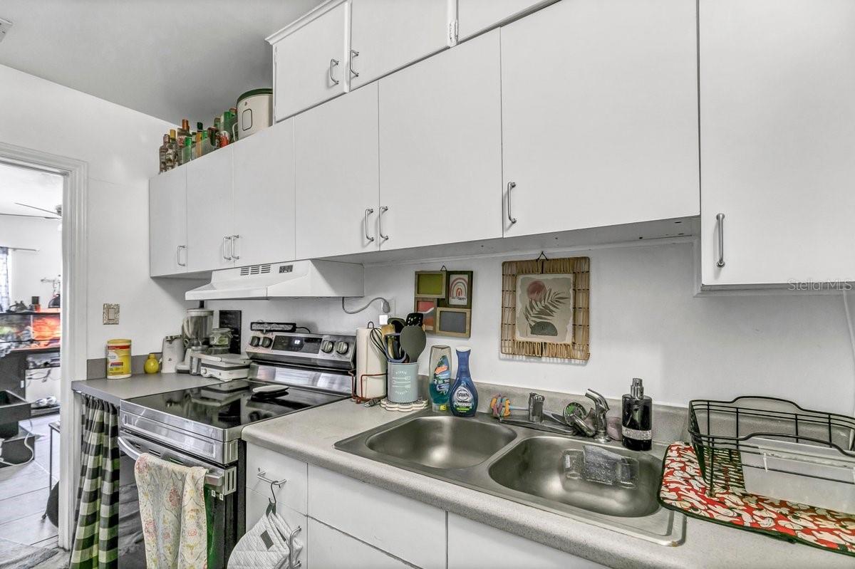 10819 NAVAJO DR, ST PETERSBURG, FL, 33708