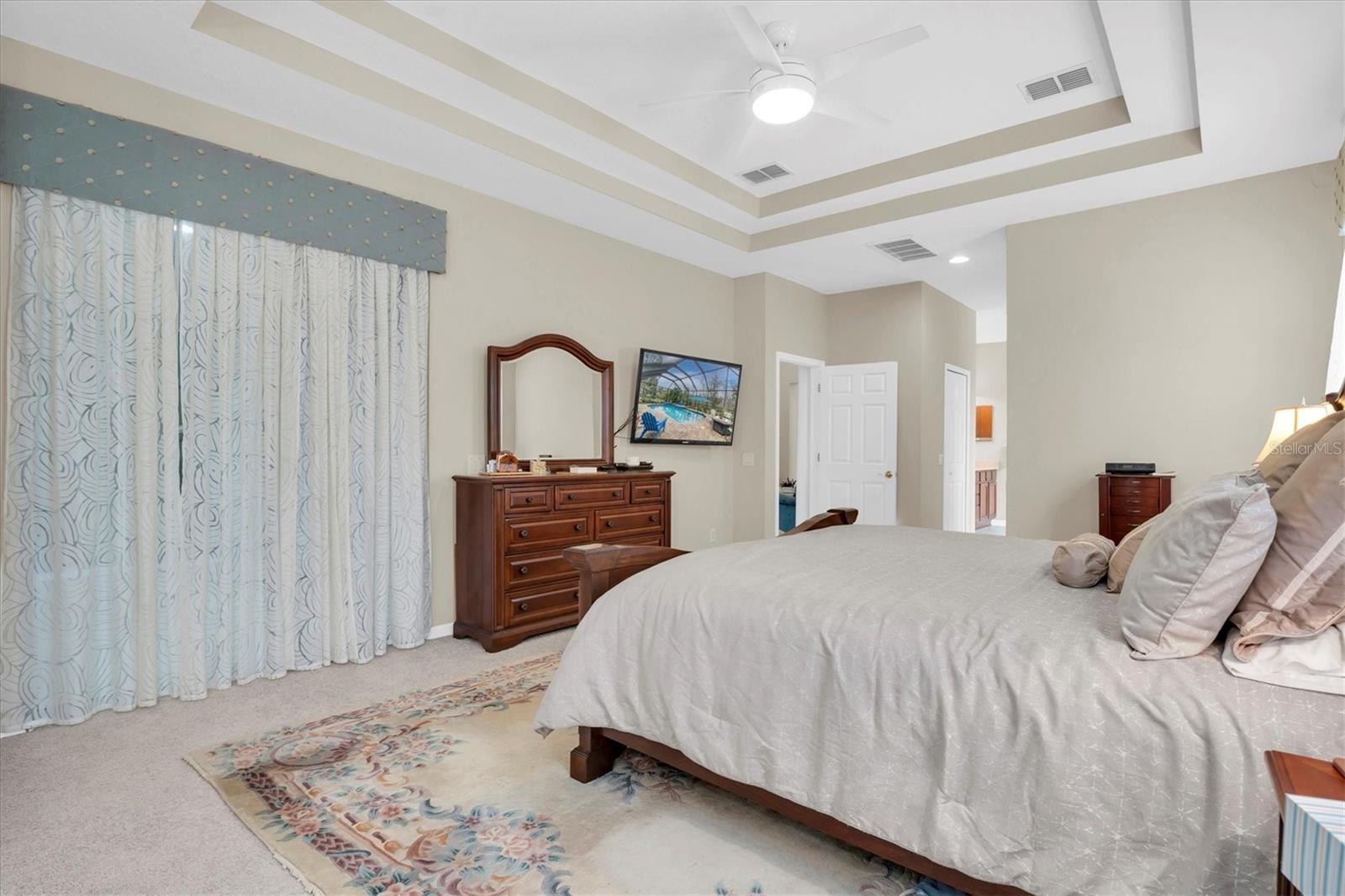 20240 RAVENS END DR, TAMPA, FL, 33647