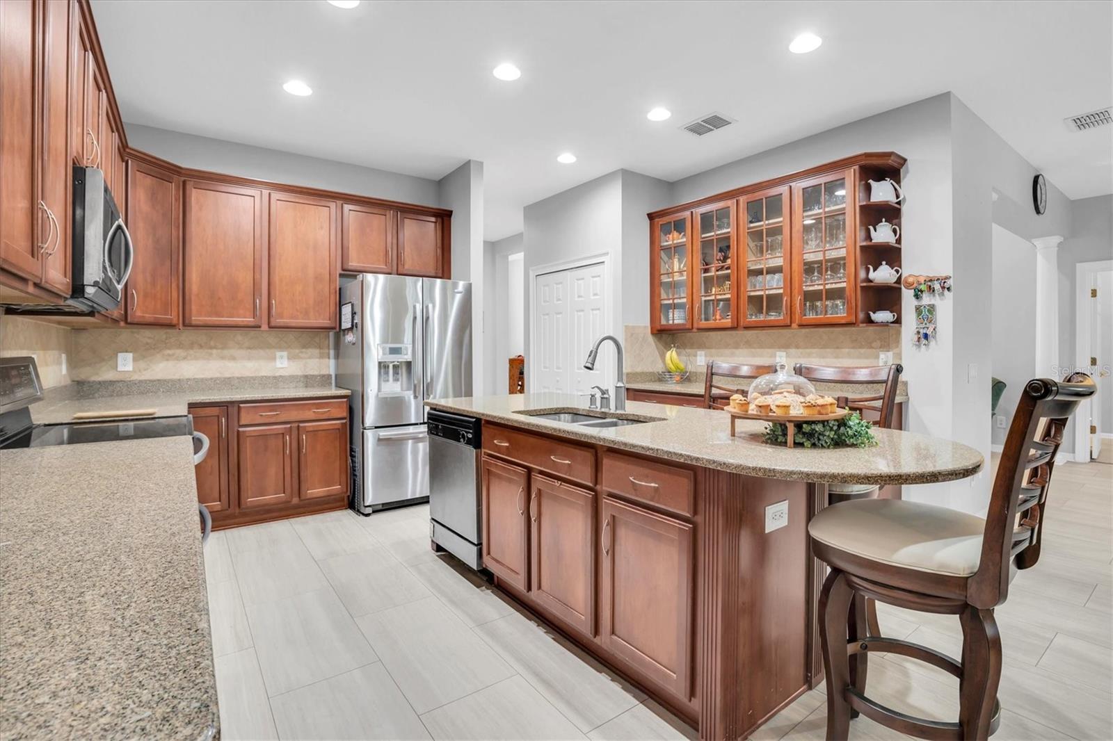 20240 RAVENS END DR, TAMPA, FL, 33647
