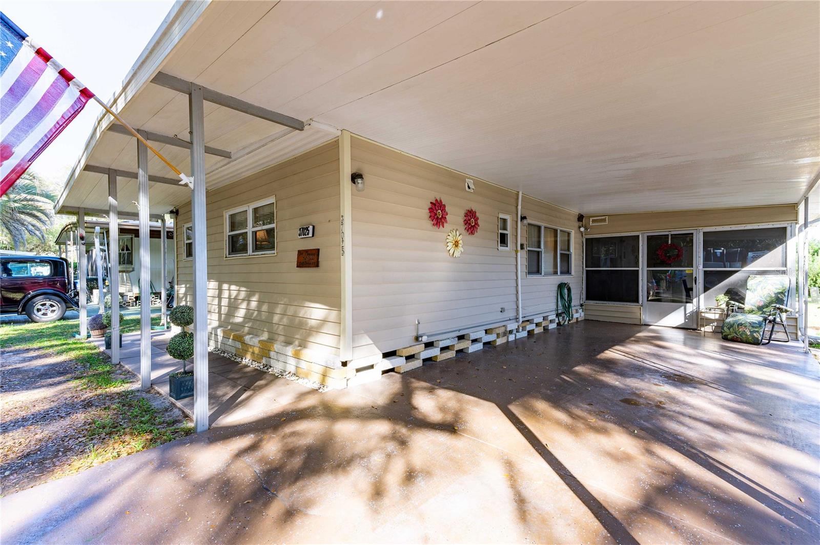 37025 KAREN AVE, ZEPHYRHILLS, FL, 33542