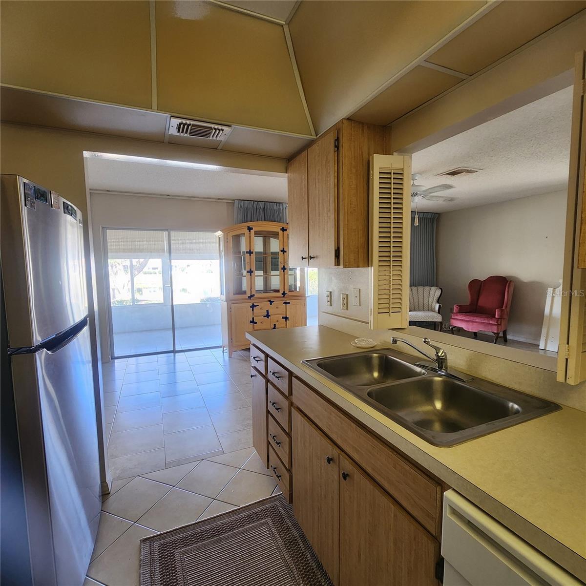 2241 GREENWICH DR #68, SUN CITY CENTER, FL, 33573