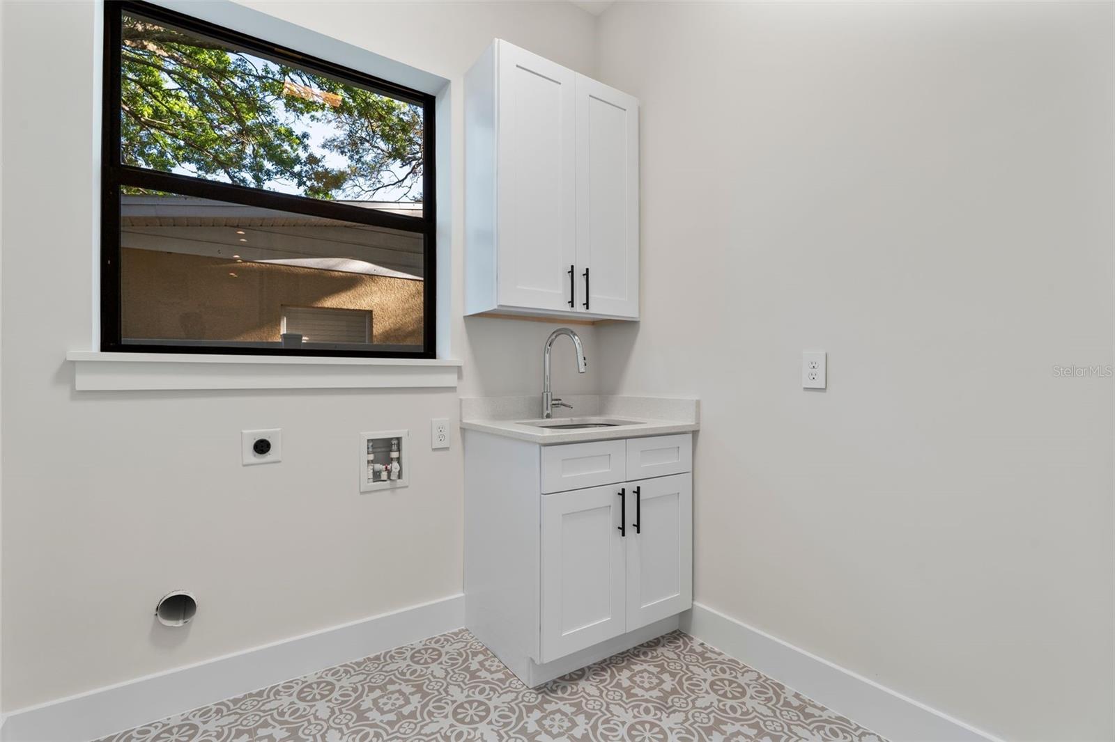 2510 AMHERST AVE, ORLANDO, FL, 32804