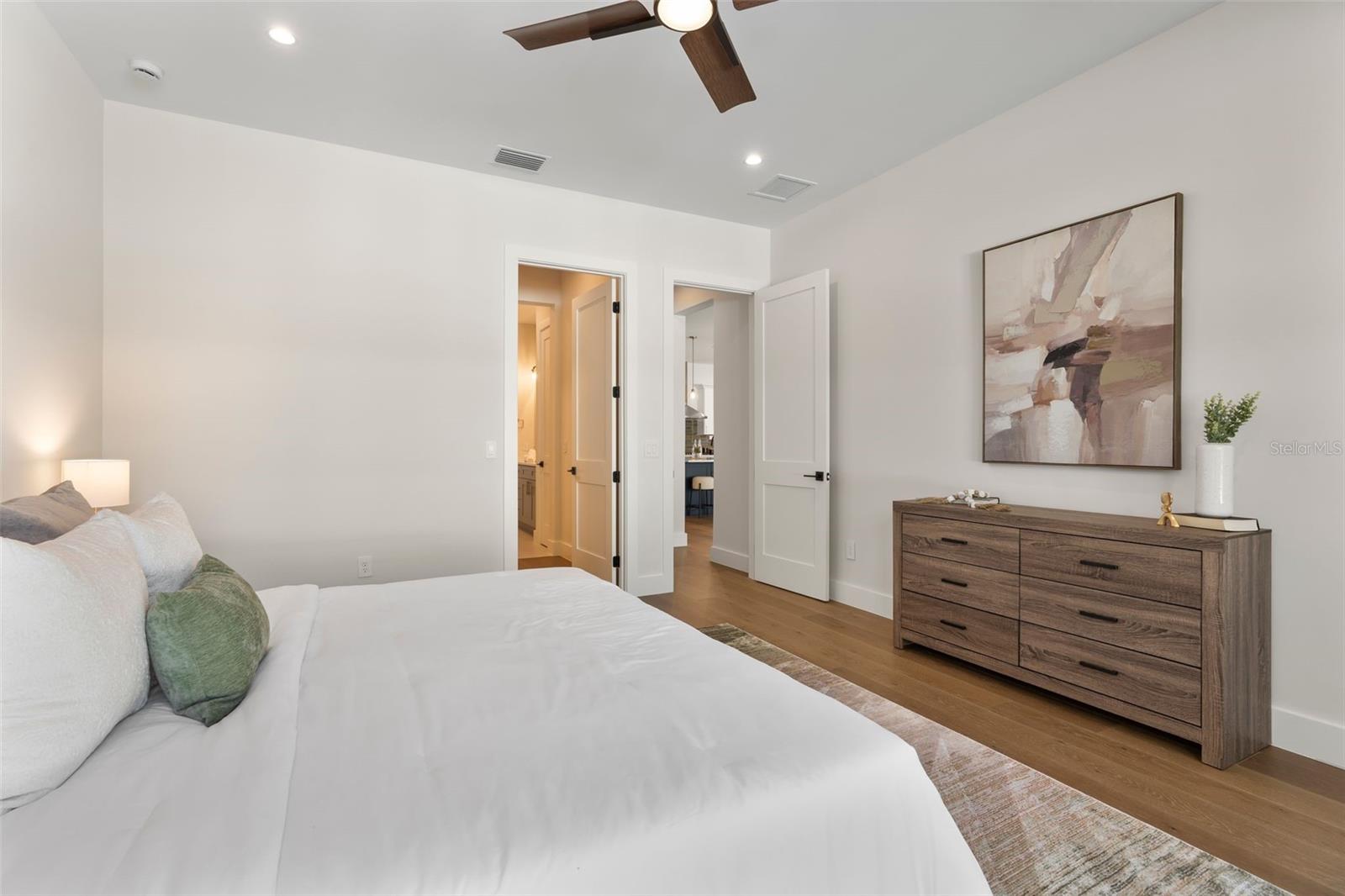 2510 AMHERST AVE, ORLANDO, FL, 32804