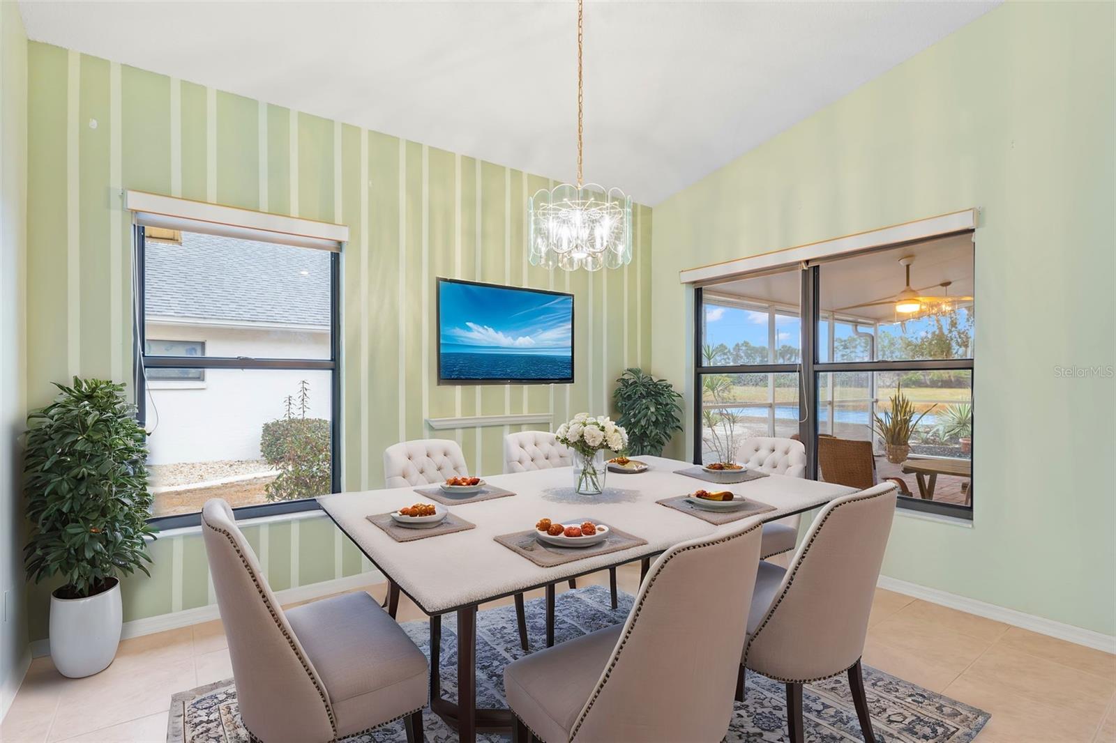 217 LINGER LN, SUN CITY CENTER, FL, 33573