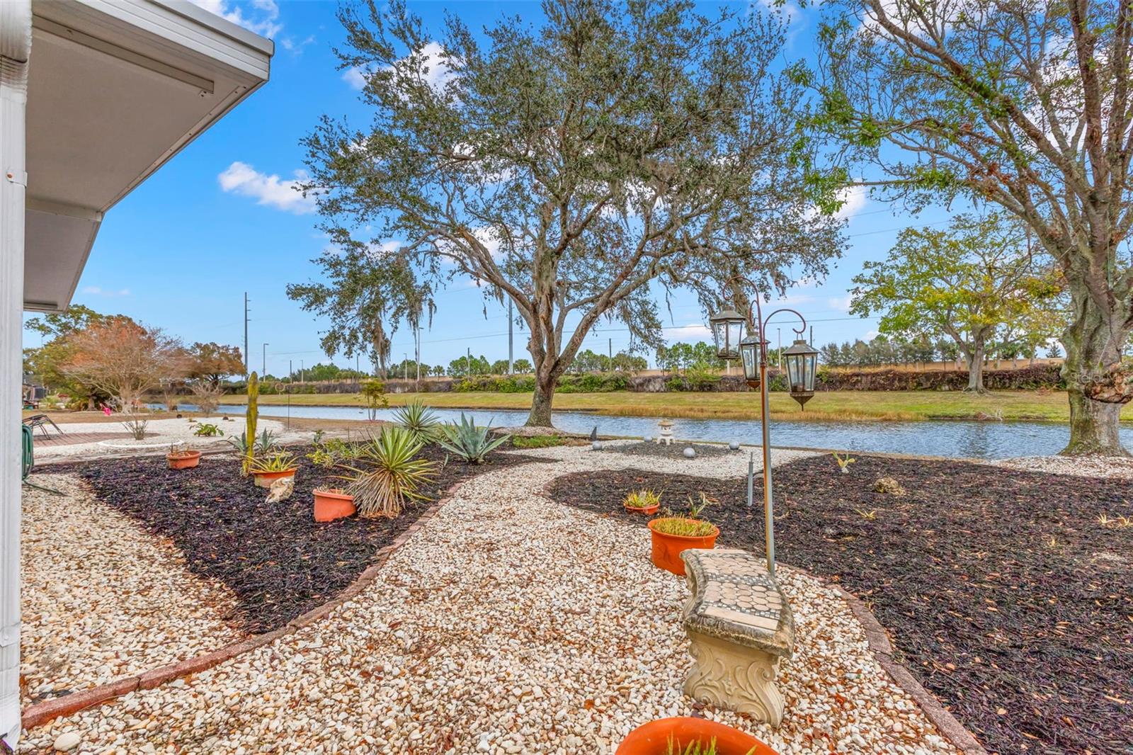 217 LINGER LN, SUN CITY CENTER, FL, 33573