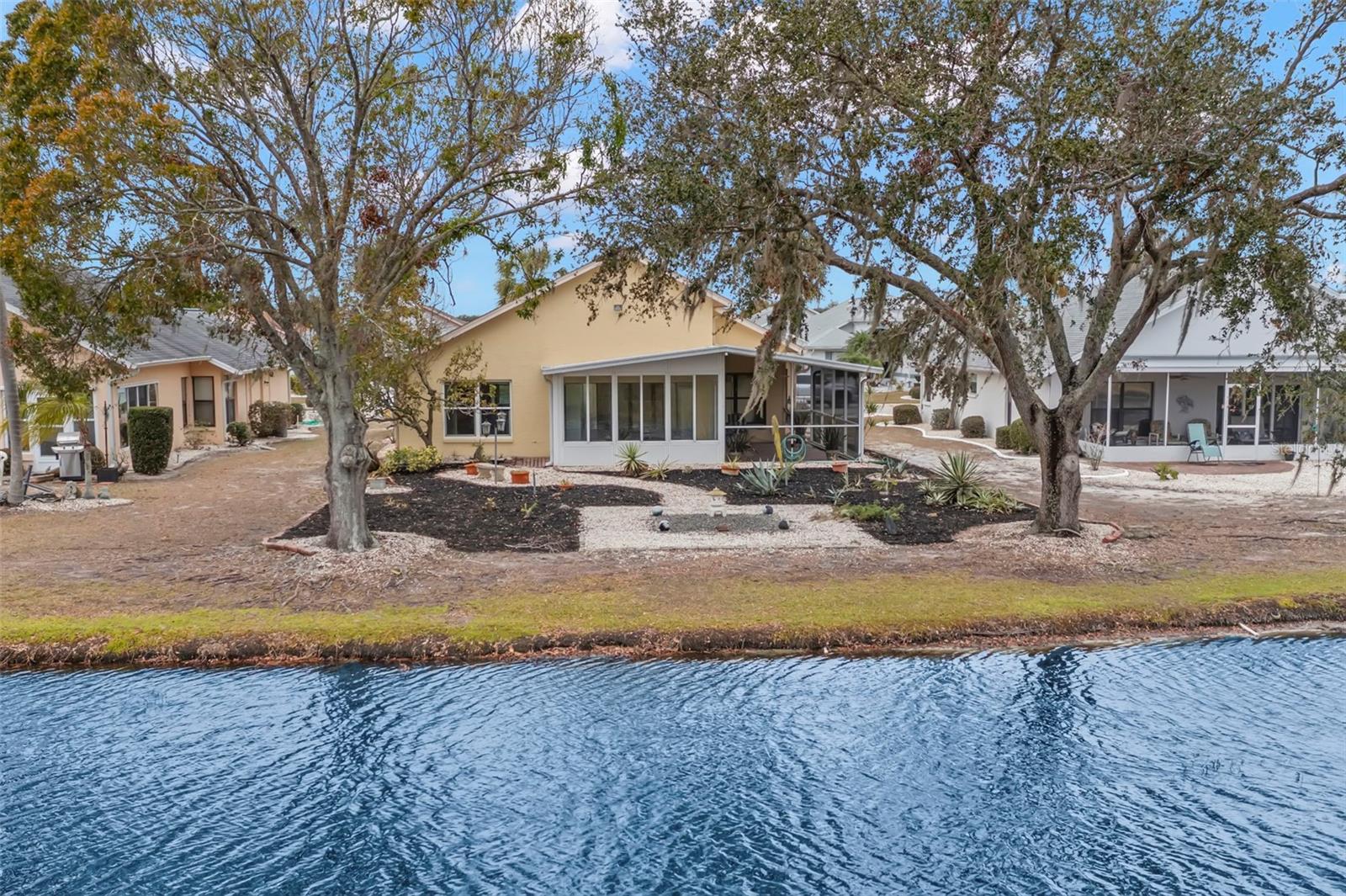 217 LINGER LN, SUN CITY CENTER, FL, 33573