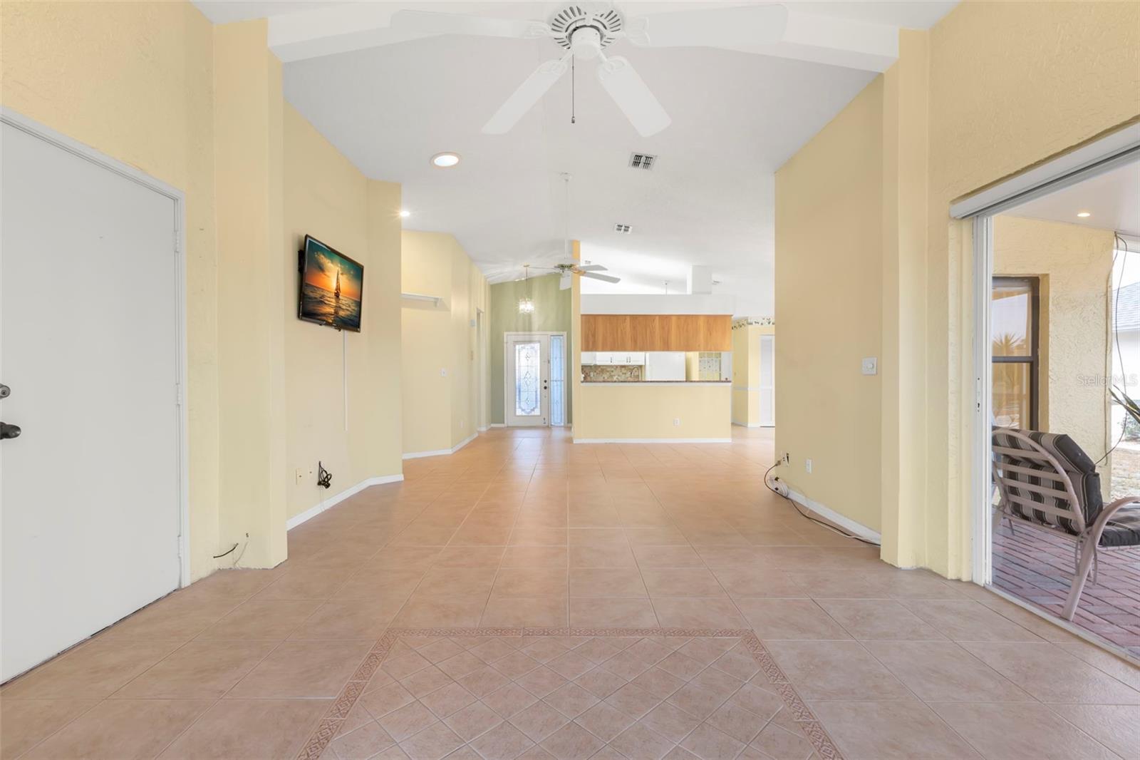 217 LINGER LN, SUN CITY CENTER, FL, 33573