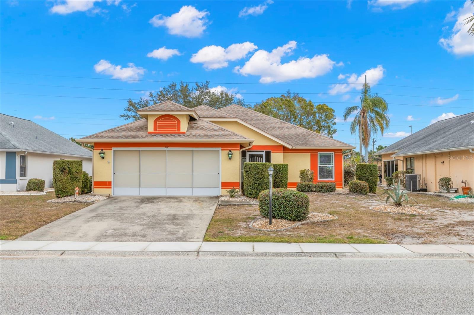 217 LINGER LN, SUN CITY CENTER, FL, 33573