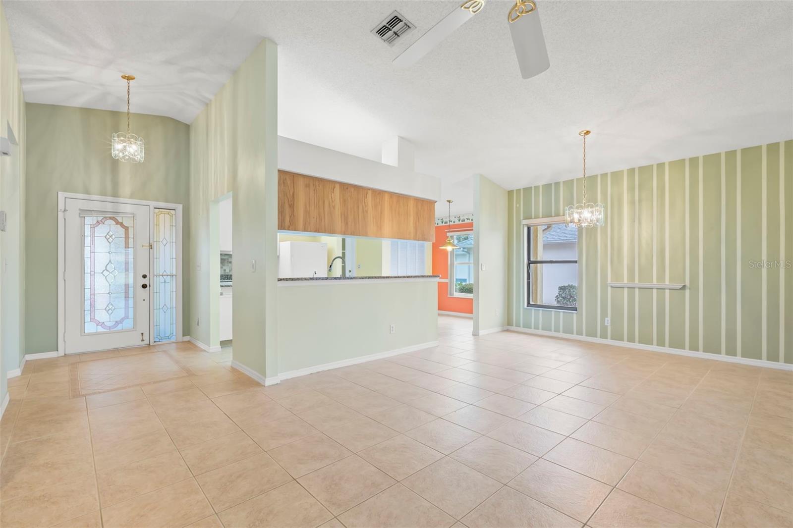 217 LINGER LN, SUN CITY CENTER, FL, 33573