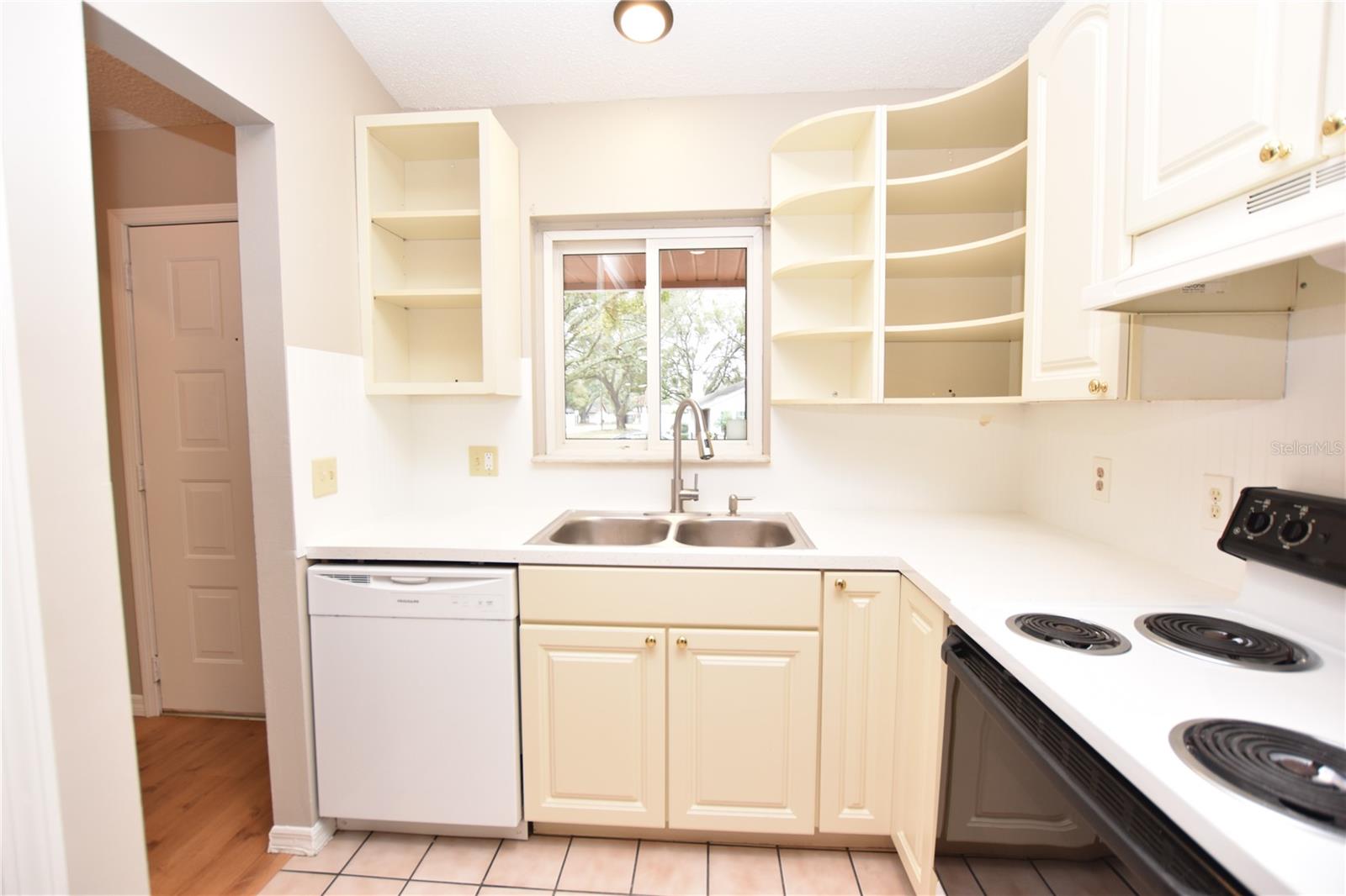 746 HIGHLAND GARDENS LN, LAKELAND, FL, 33813