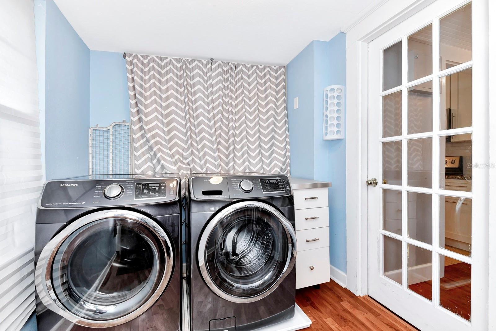 1300 E KALEY ST, ORLANDO, FL, 32806