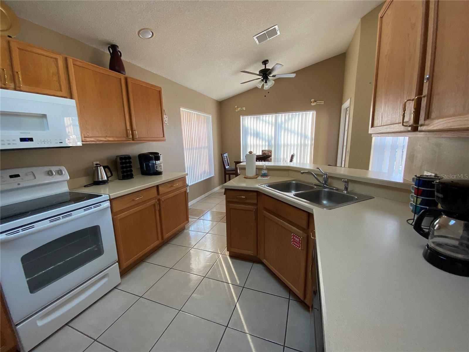 2564 BEAR CREEK CT, KISSIMMEE, FL, 34747