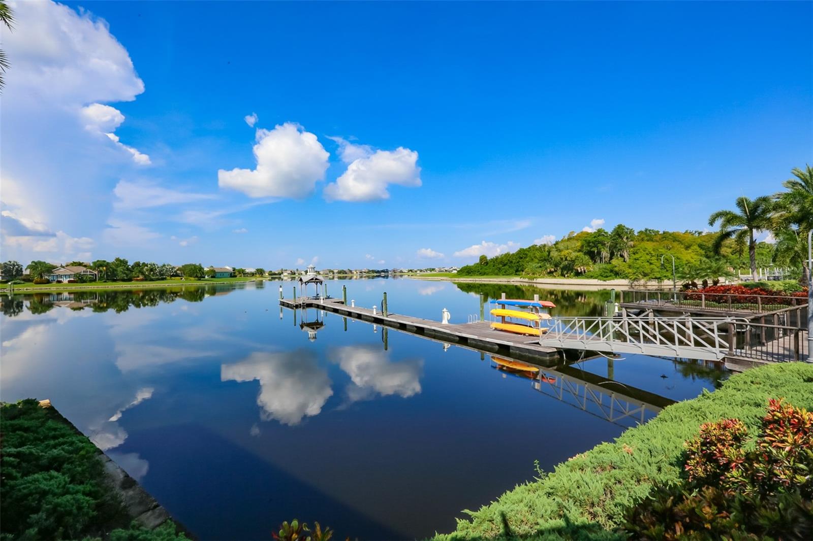 217 OCEANIA CT, APOLLO BEACH, FL, 33572