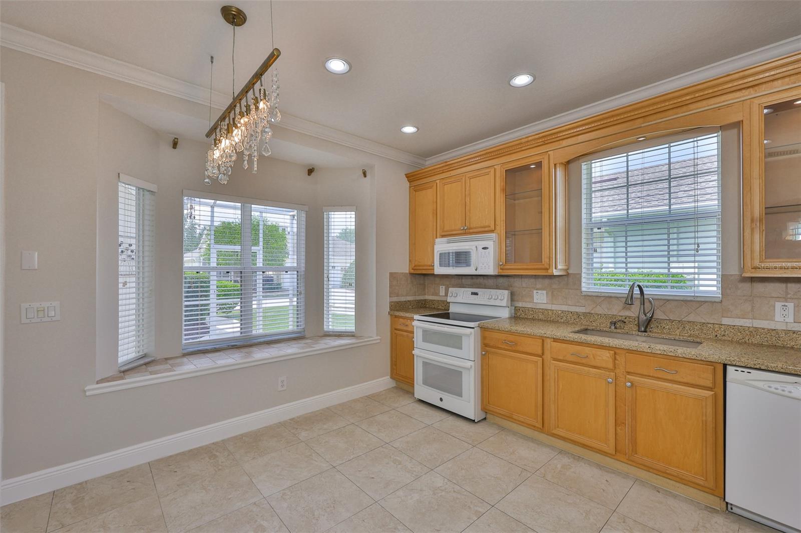 217 OCEANIA CT, APOLLO BEACH, FL, 33572