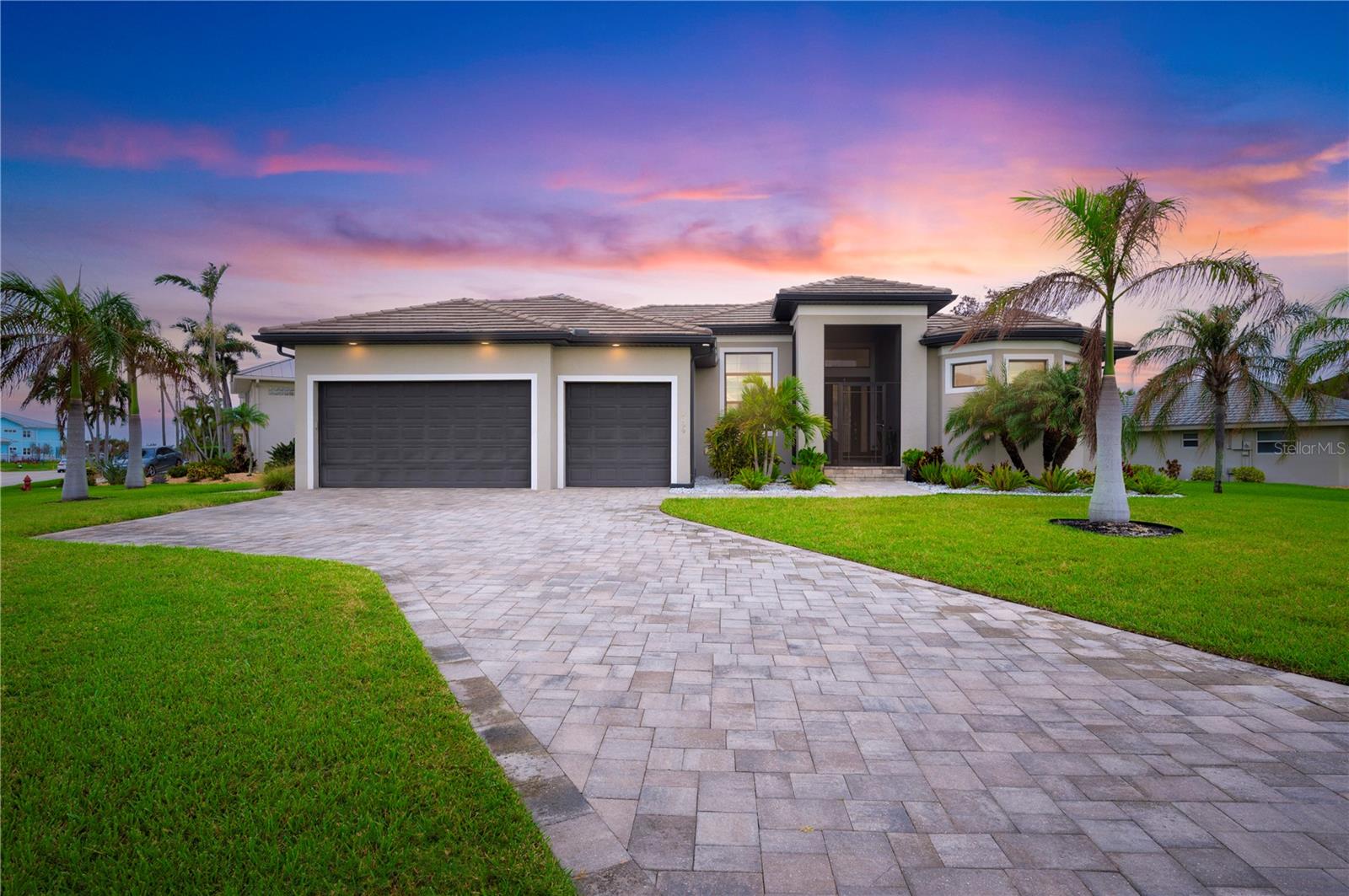 1099 CIMARRON DR, PUNTA GORDA, FL, 33950