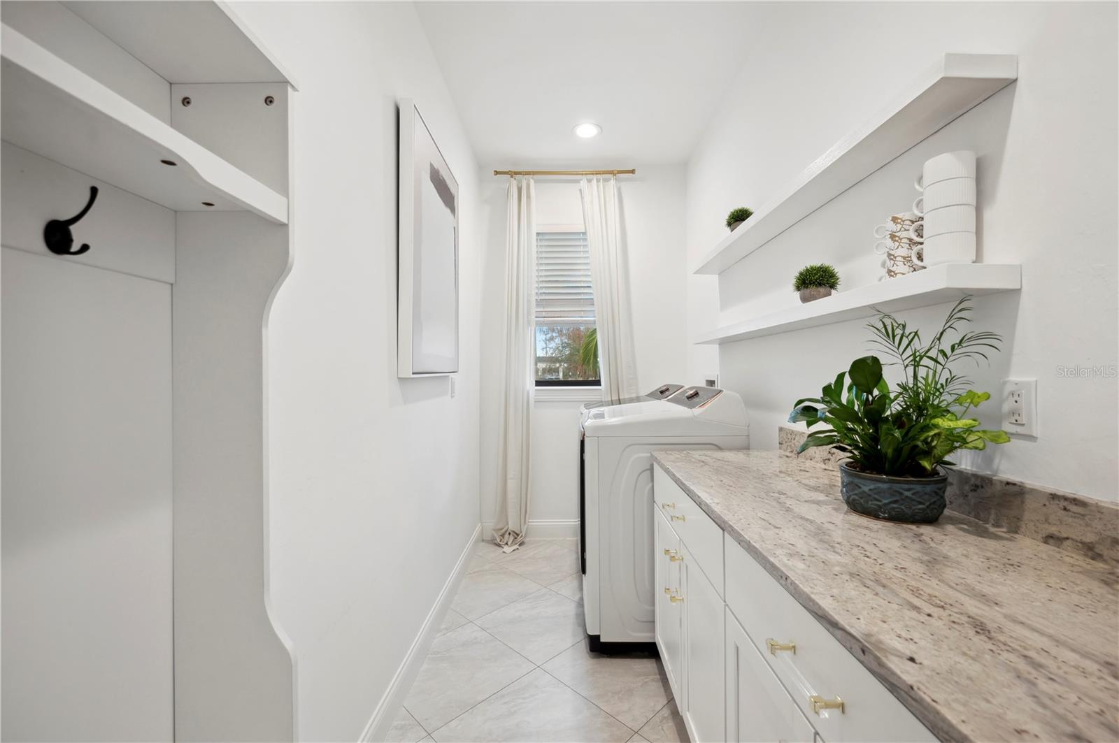 1099 CIMARRON DR, PUNTA GORDA, FL, 33950