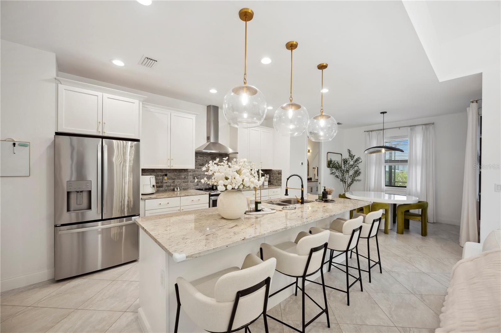 1099 CIMARRON DR, PUNTA GORDA, FL, 33950