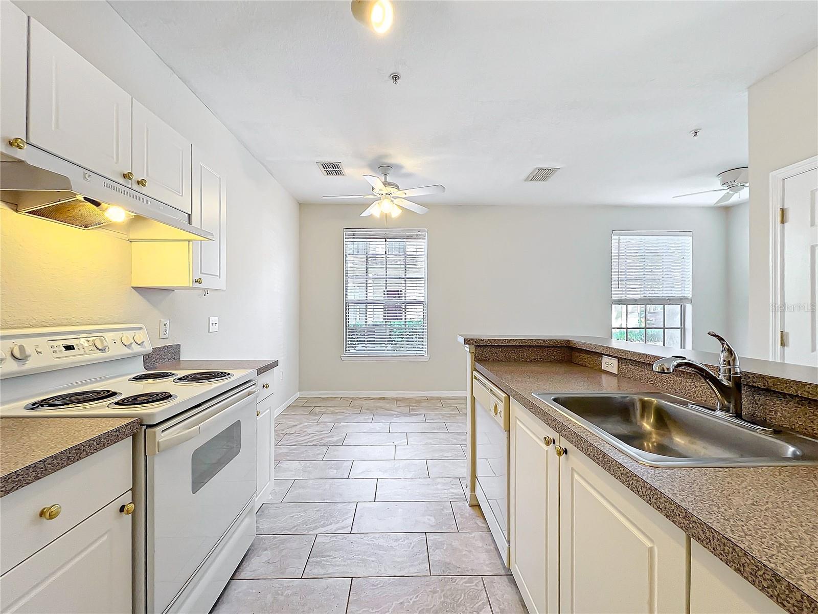832 GRAND REGENCY PT #102, ALTAMONTE SPRINGS, FL, 32714
