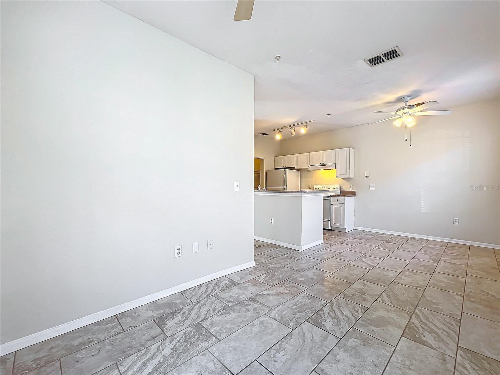 832 GRAND REGENCY PT #102, ALTAMONTE SPRINGS, FL, 32714