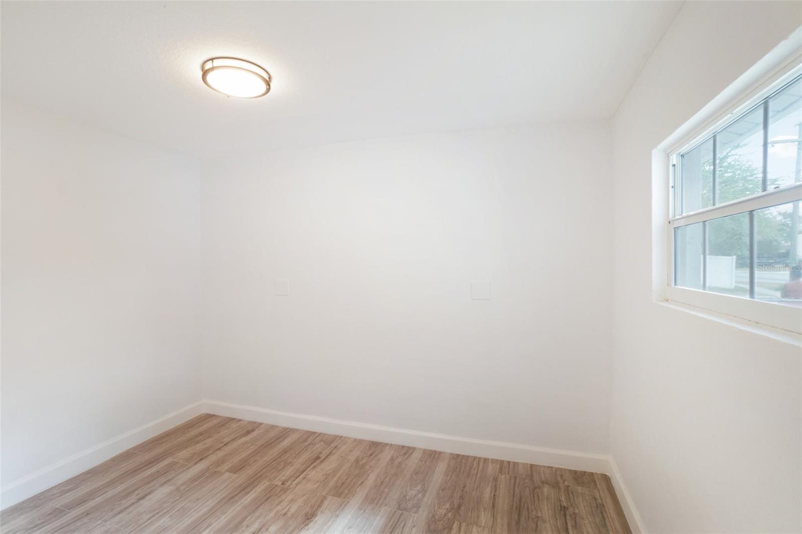 1424 E BOUGAINVILLEA AVE, TAMPA, FL, 33612