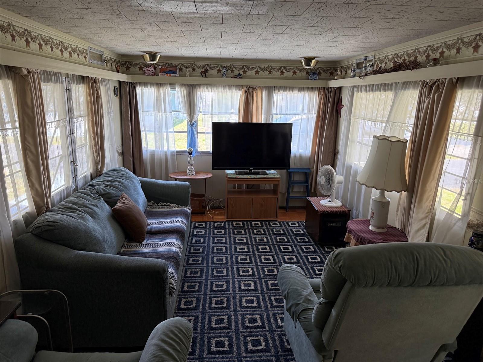 TB8341971 Property Photo