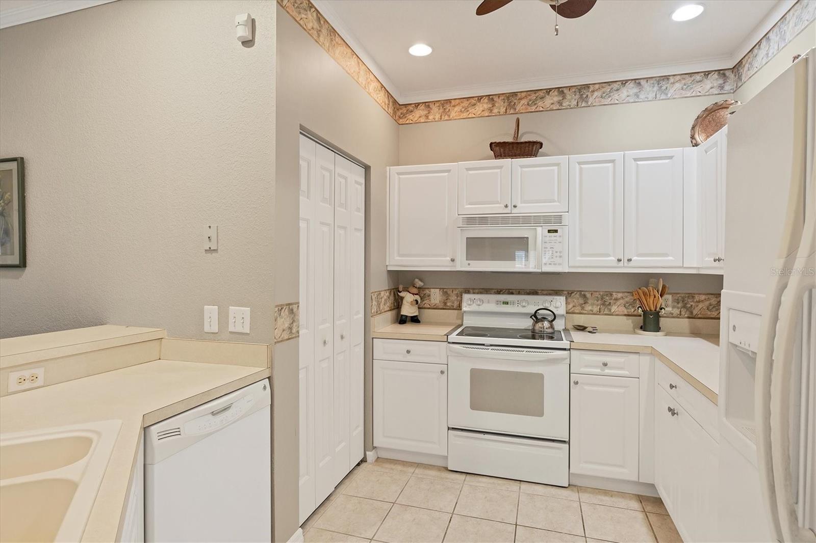 1259 RED OAK LN, PORT CHARLOTTE, FL, 33948