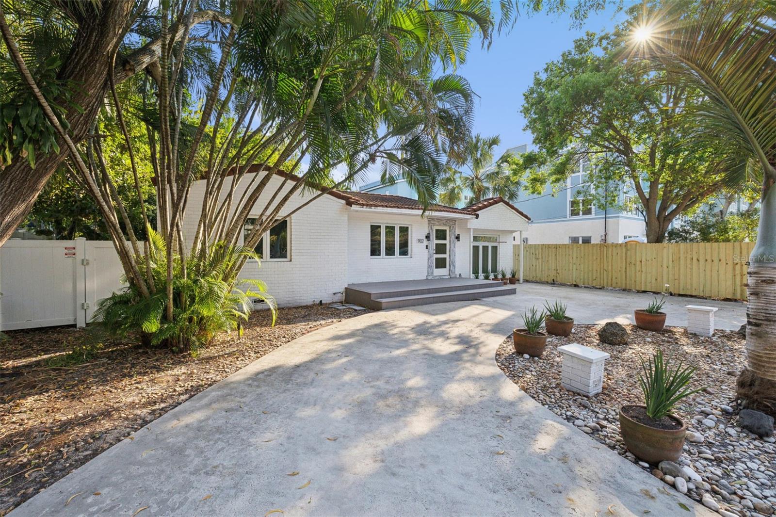 902 SE 12TH CT, FORT LAUDERDALE, FL, 33316