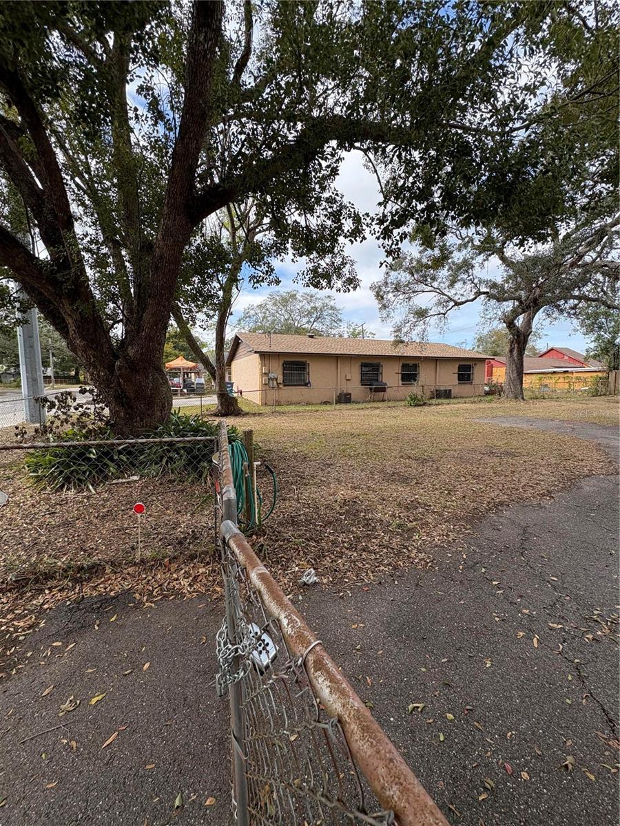 E BOUGAINVILLEA AVE, TAMPA, FL, 33612