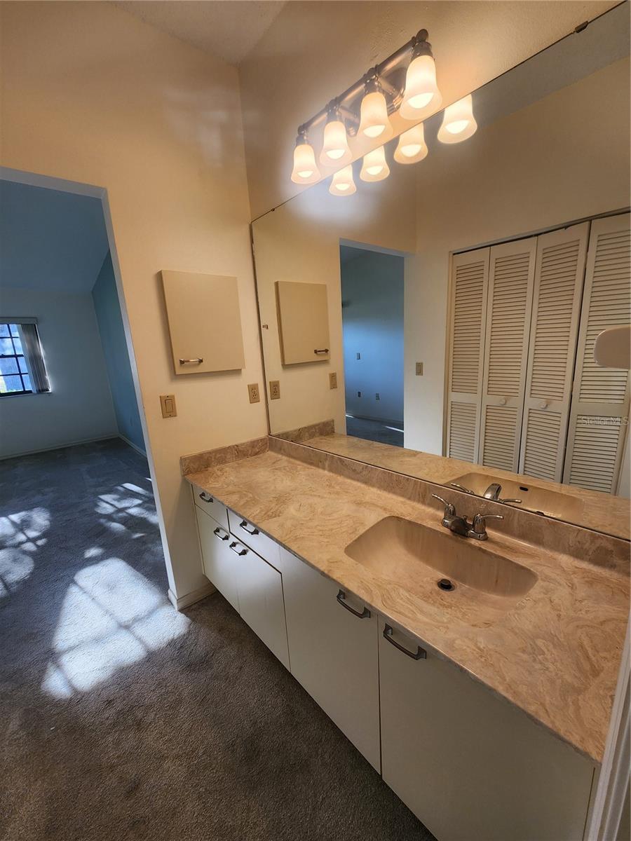 5496 HAMPSTEAD HEATH #10, SARASOTA, FL, 34235