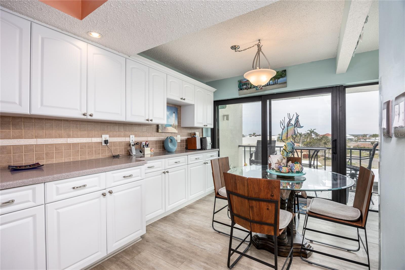 750 ISLAND WAY #401, CLEARWATER BEACH, FL, 33767