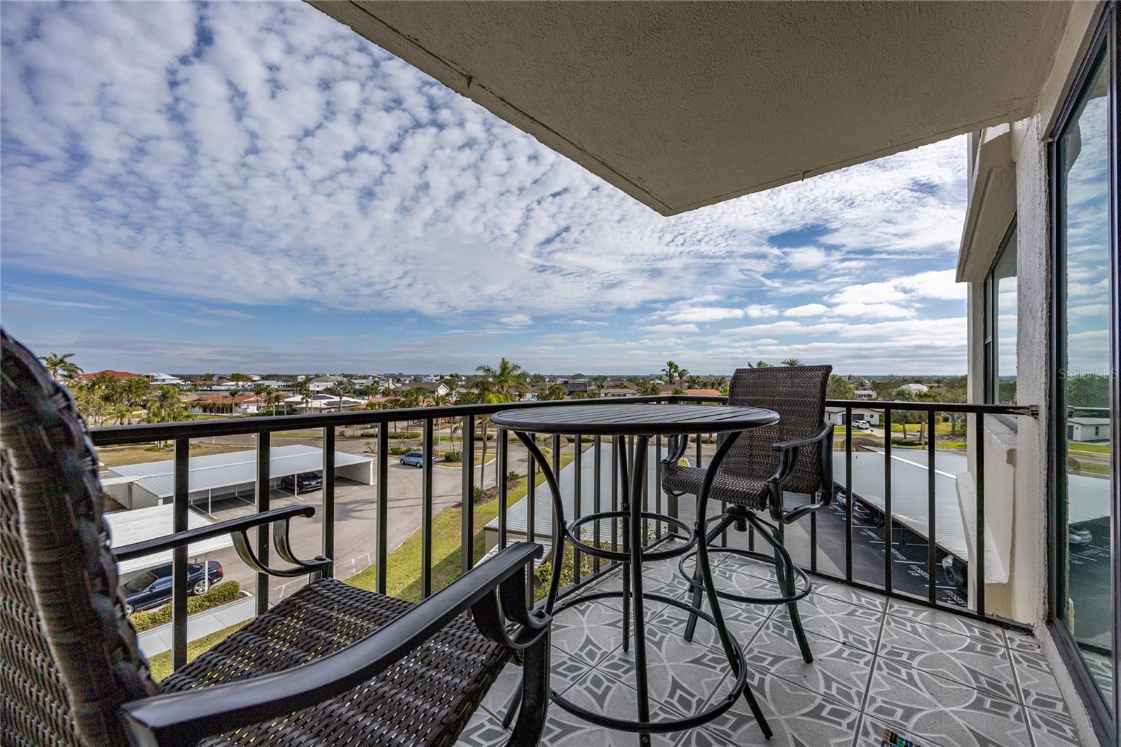 750 ISLAND WAY #401, CLEARWATER BEACH, FL, 33767