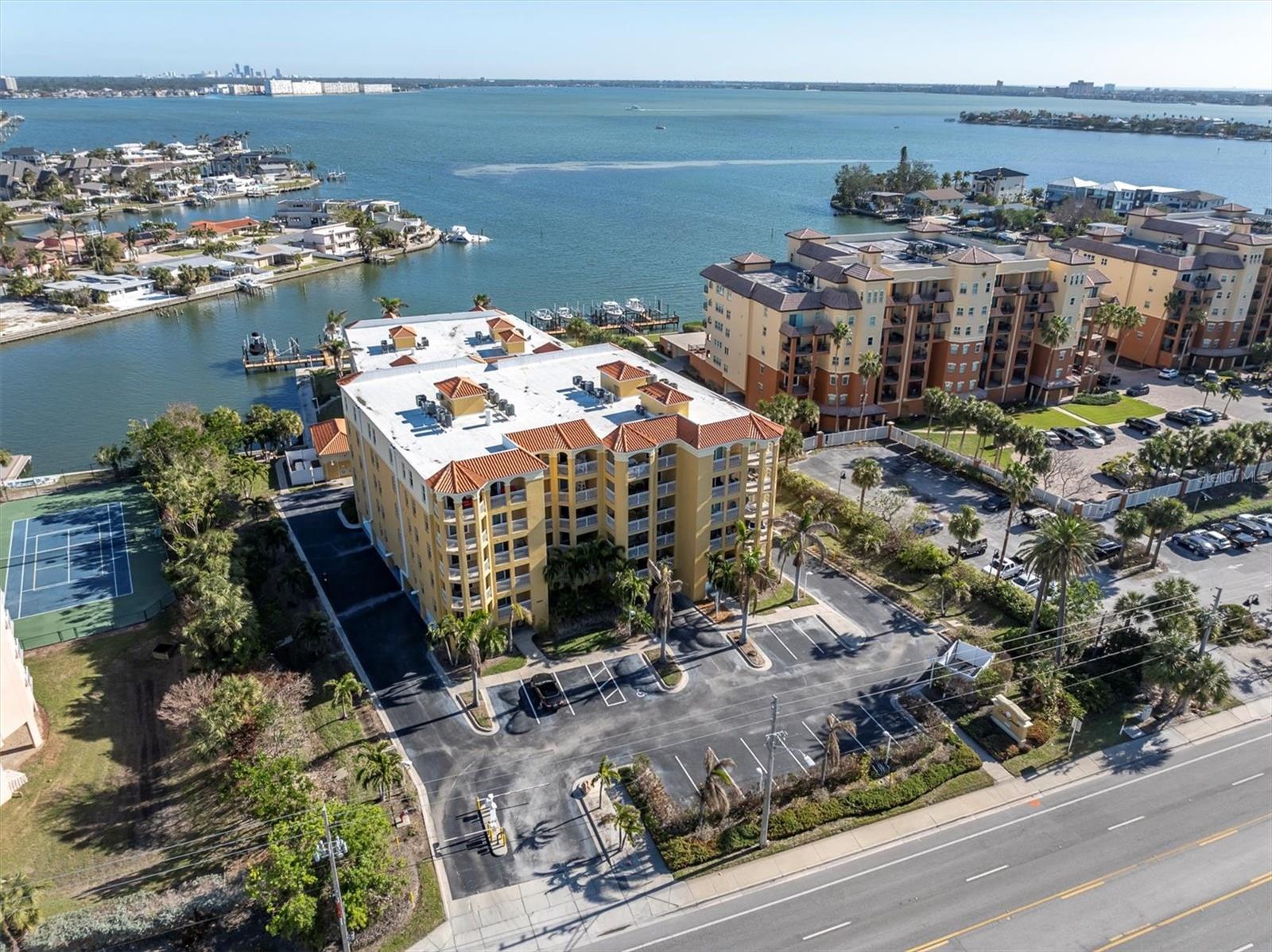 5353 GULF BLVD #B103, ST PETE BEACH, FL, 33706