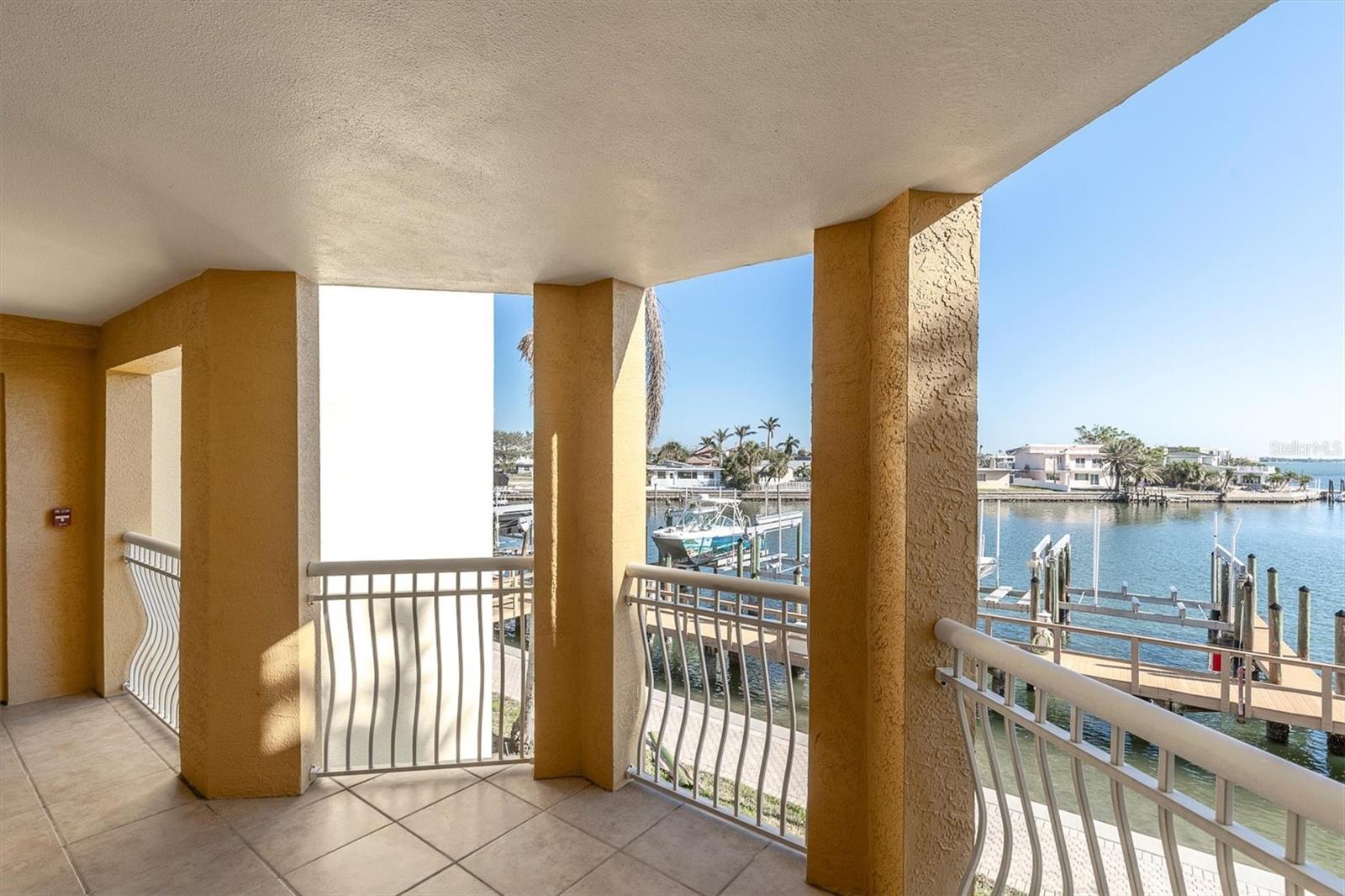 5353 GULF BLVD #B103, ST PETE BEACH, FL, 33706