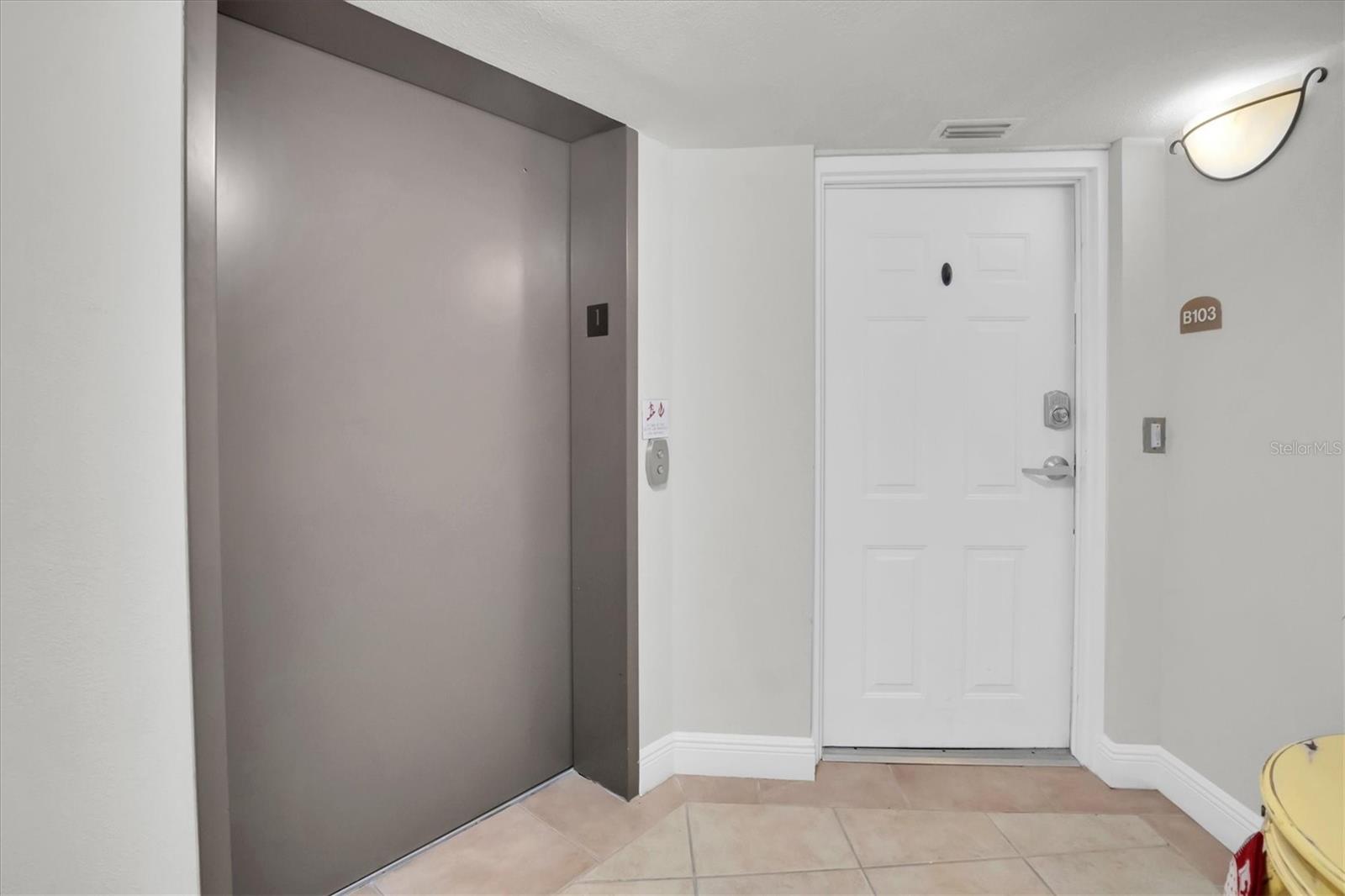 5353 GULF BLVD #B103, ST PETE BEACH, FL, 33706