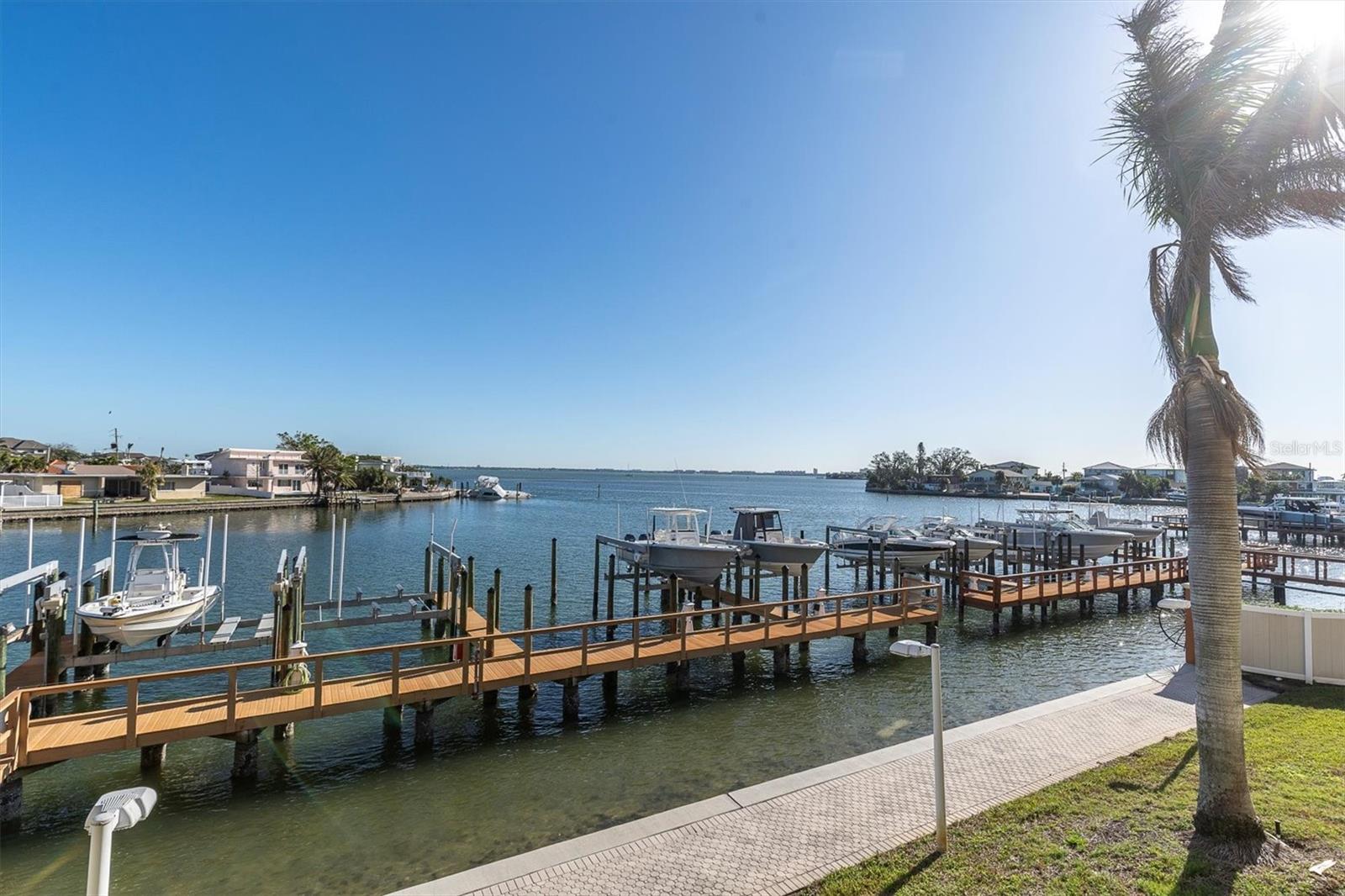 5353 GULF BLVD #B103, ST PETE BEACH, FL, 33706