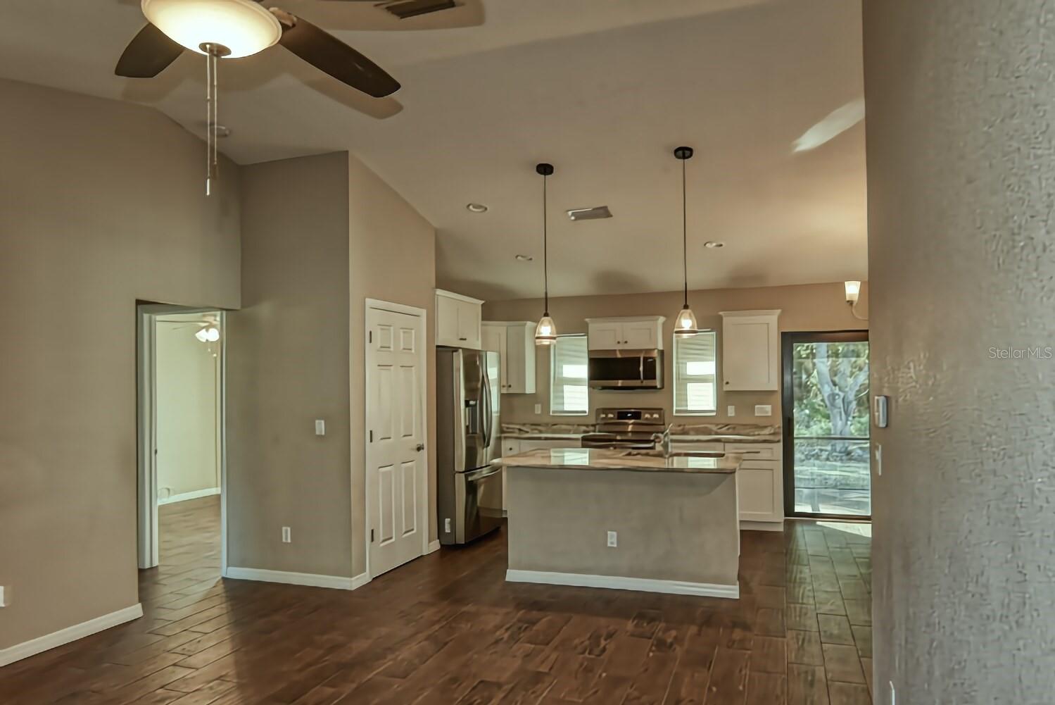 1101 VICTORIA AVE, PORT CHARLOTTE, FL, 33948