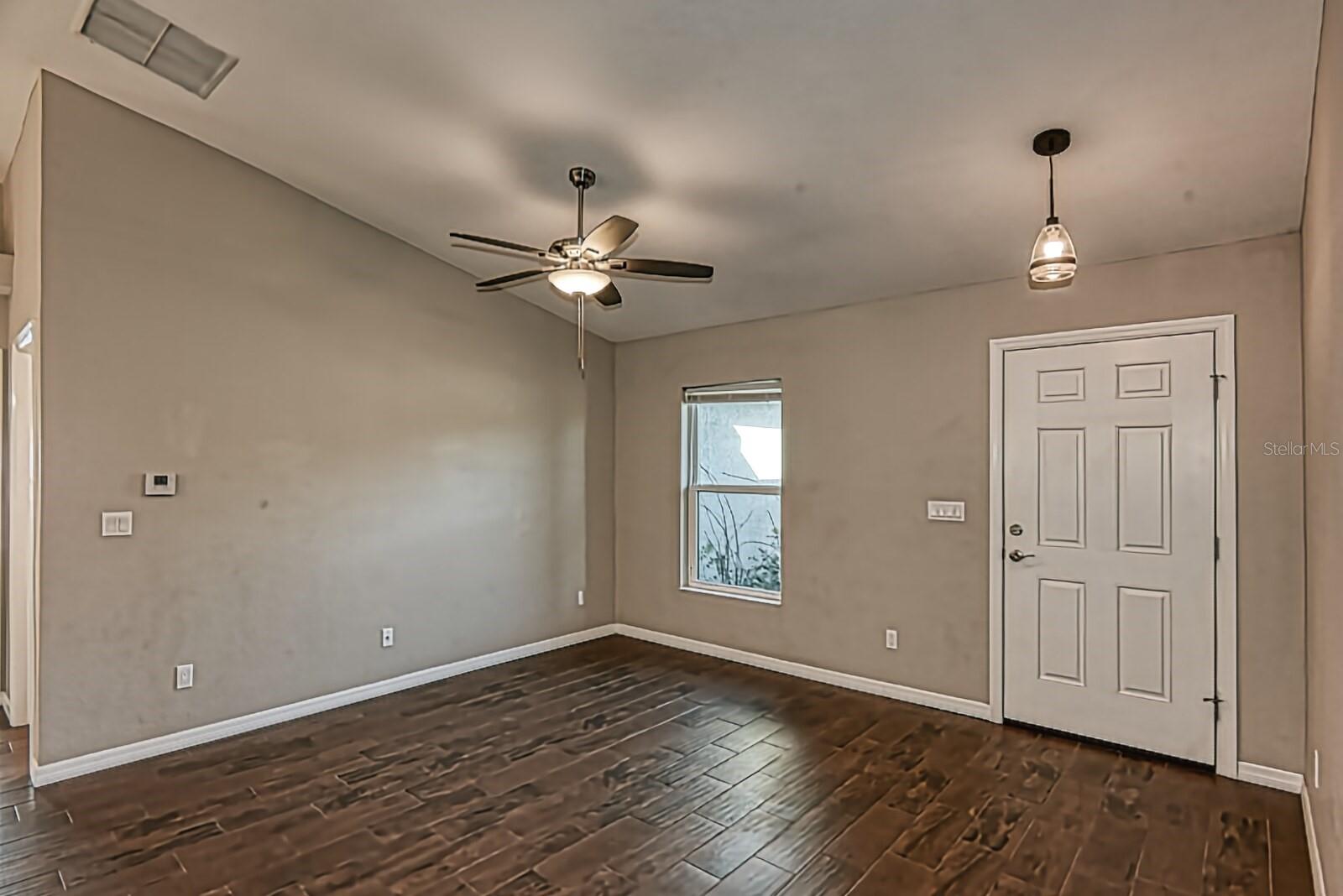 1101 VICTORIA AVE, PORT CHARLOTTE, FL, 33948