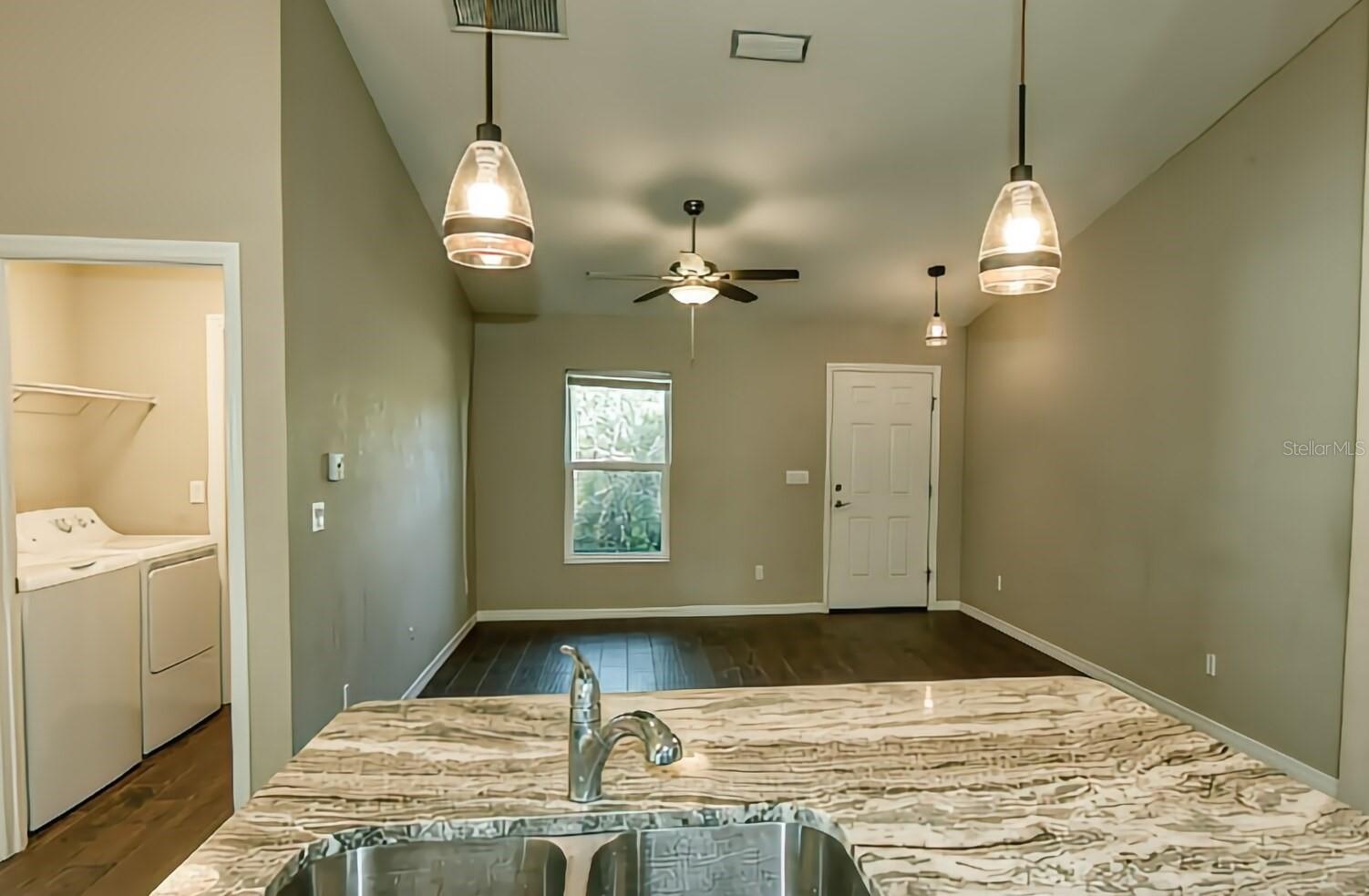 1101 VICTORIA AVE, PORT CHARLOTTE, FL, 33948