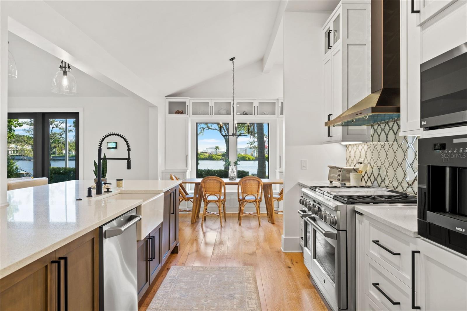 416 CHANNEL DR, TAMPA, FL, 33606