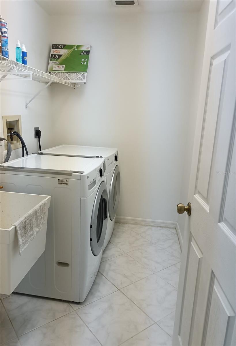 2881 56TH AVENUE CIR E, BRADENTON, FL, 34203