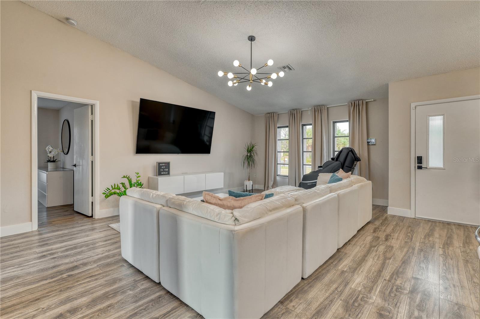 245 BRIGHTON CT, ENGLEWOOD, FL, 34223