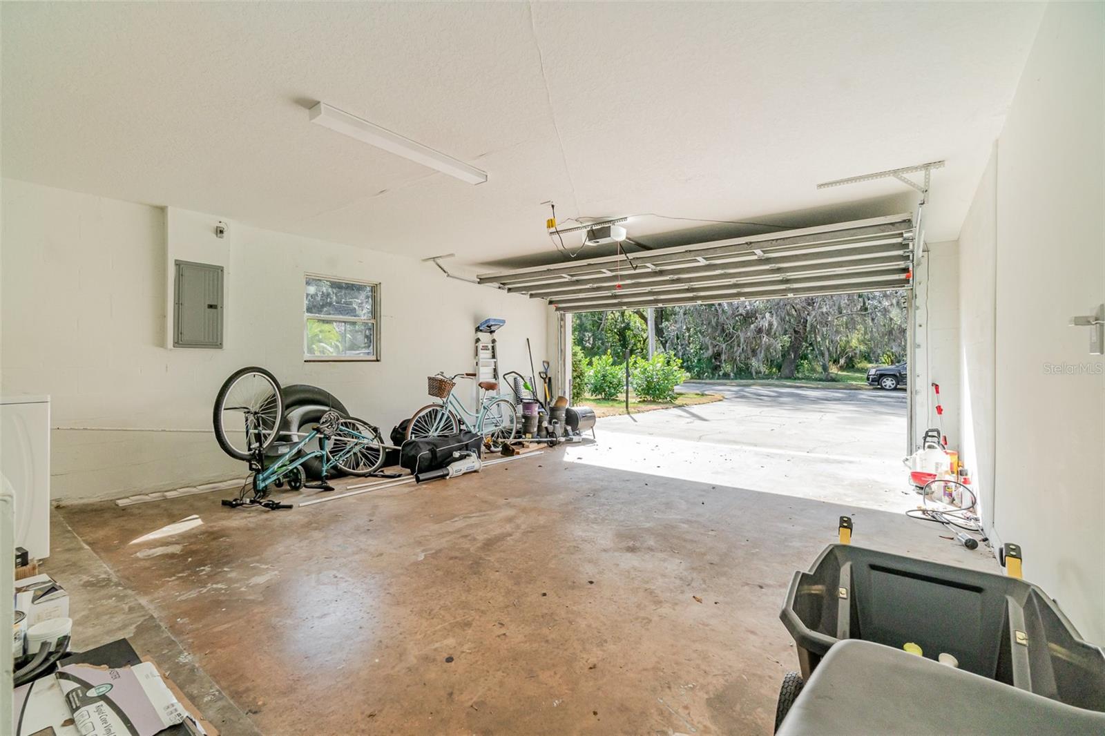 701 GRANT AVE, MOUNT DORA, FL, 32757