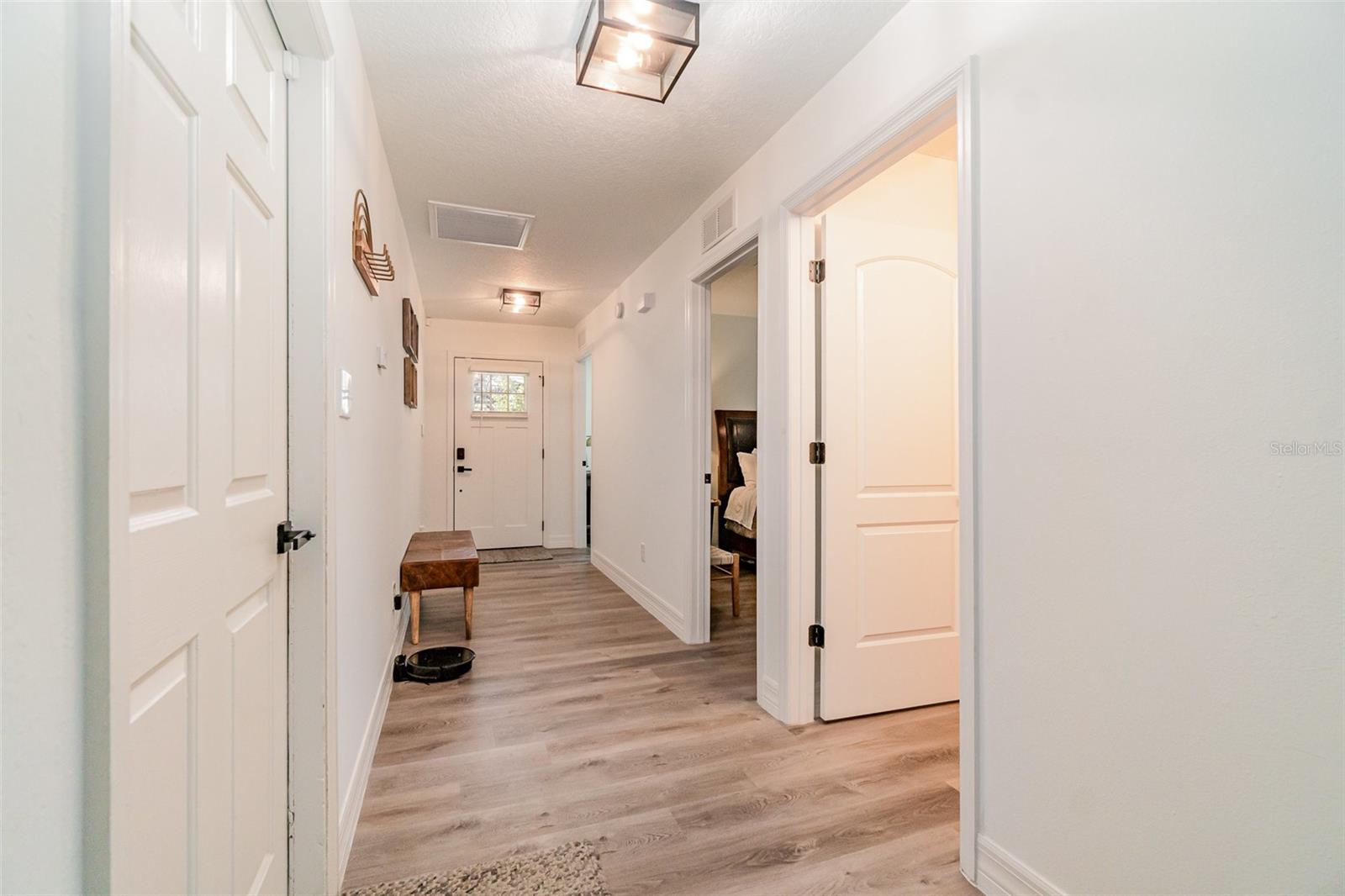 701 GRANT AVE, MOUNT DORA, FL, 32757